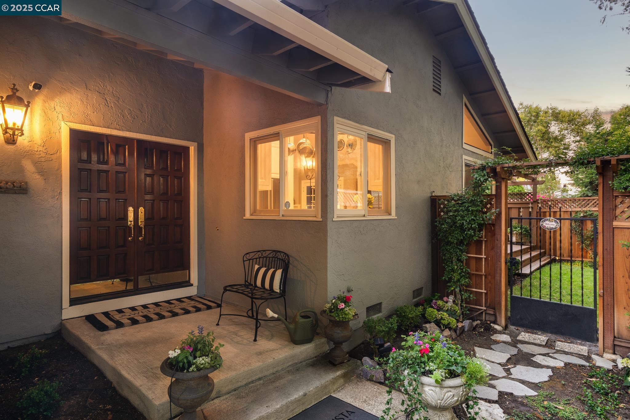 Detail Gallery Image 28 of 41 For 131 Shoshone Court, Danville,  CA 94526 - 2 Beds | 2 Baths