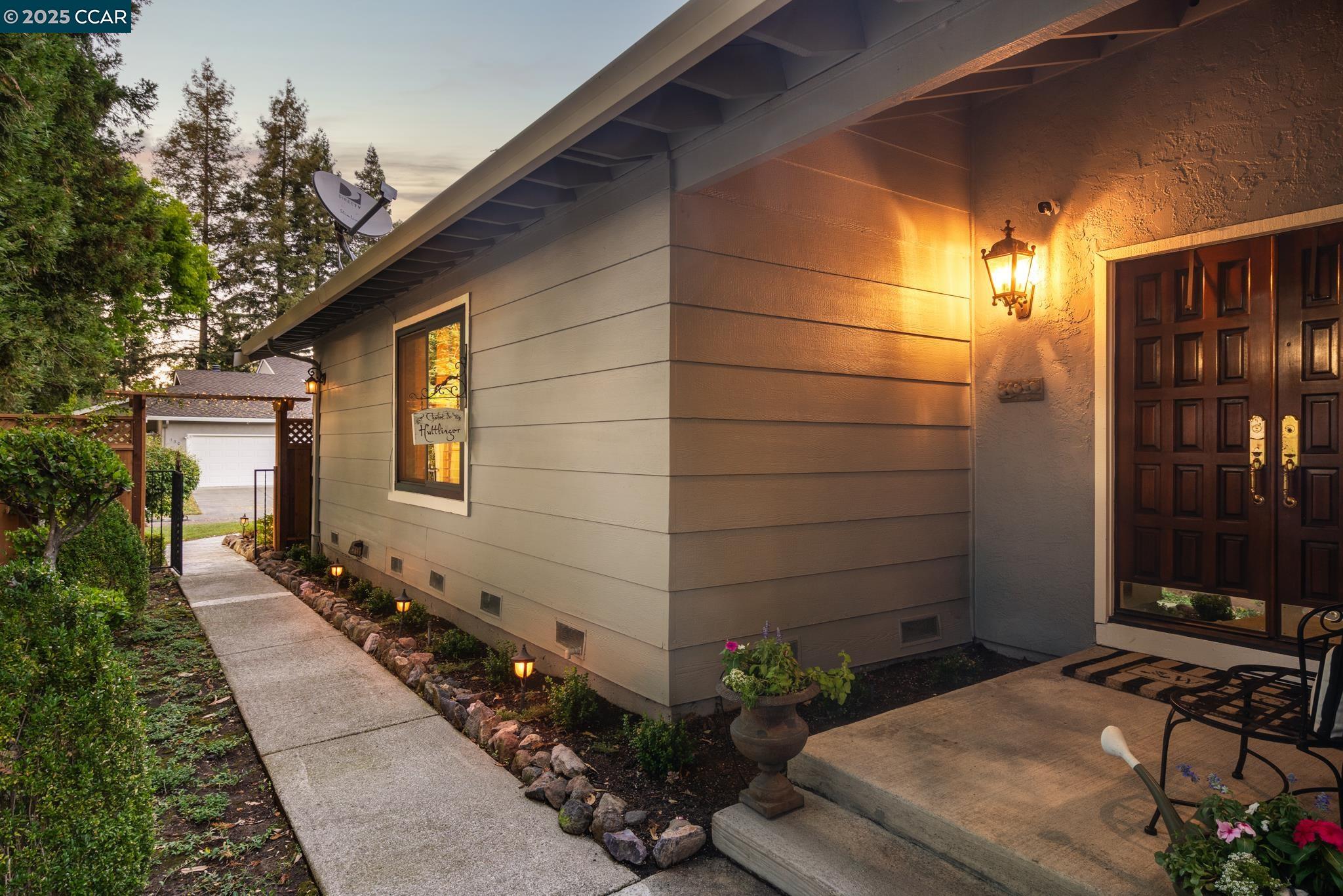 Detail Gallery Image 29 of 41 For 131 Shoshone Court, Danville,  CA 94526 - 2 Beds | 2 Baths