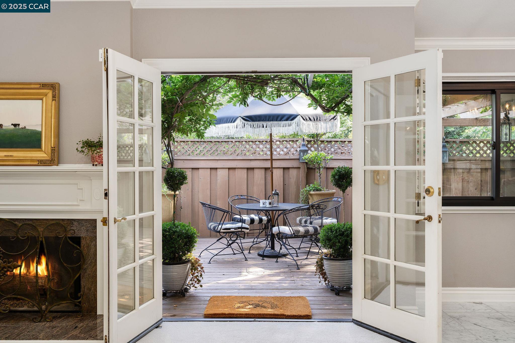 Detail Gallery Image 7 of 41 For 131 Shoshone Court, Danville,  CA 94526 - 2 Beds | 2 Baths
