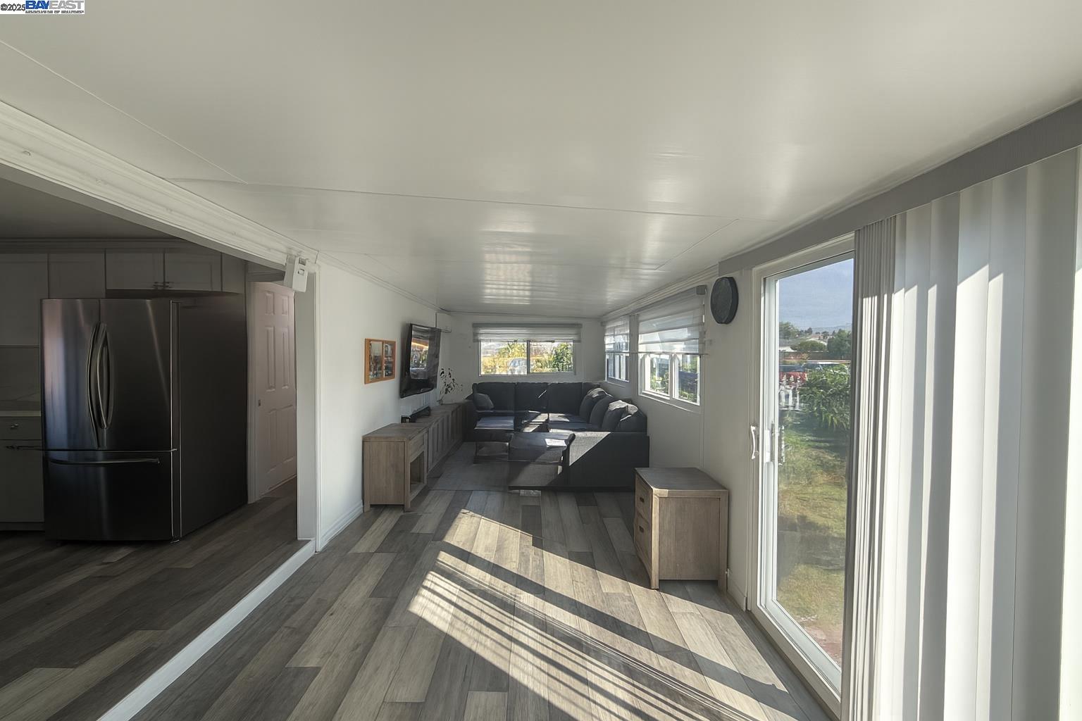 Detail Gallery Image 2 of 9 For 261 Manitoba Green #261,  Fremont,  CA 94538 - 2 Beds | 2 Baths