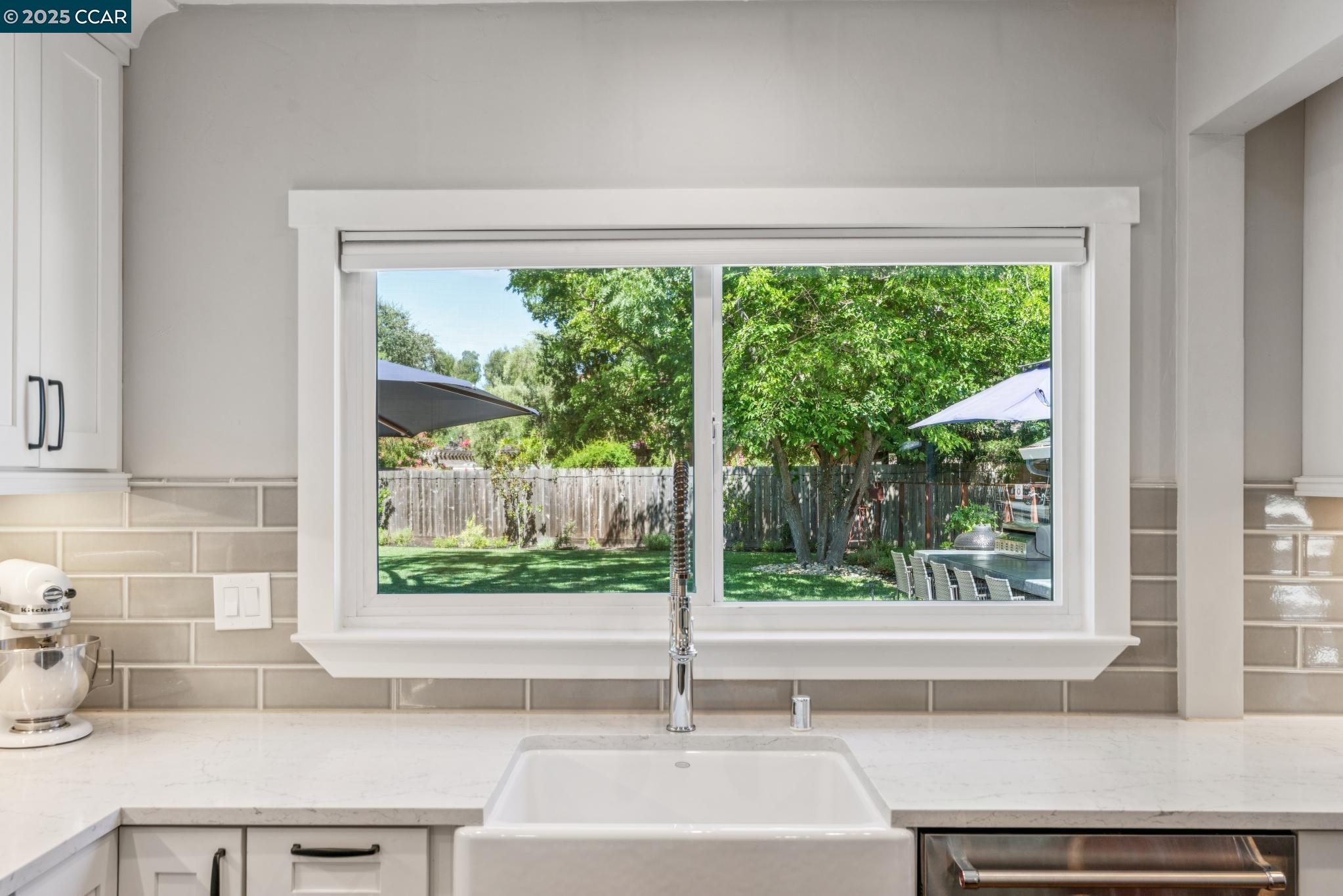 Detail Gallery Image 24 of 57 For 161 Maiden Lane, Danville,  CA 94526-1912 - 4 Beds | 3 Baths
