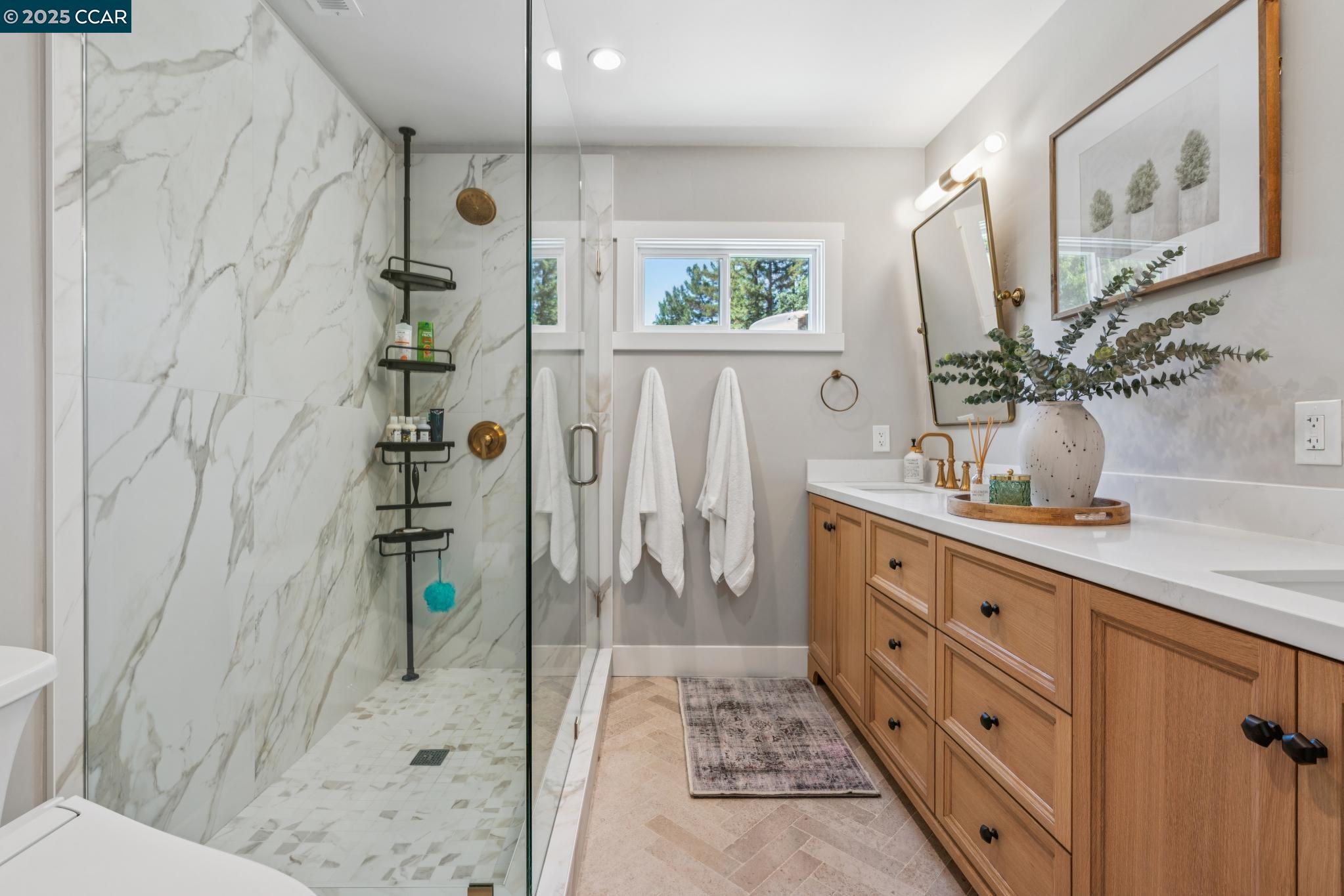 Detail Gallery Image 27 of 57 For 161 Maiden Lane, Danville,  CA 94526-1912 - 4 Beds | 3 Baths