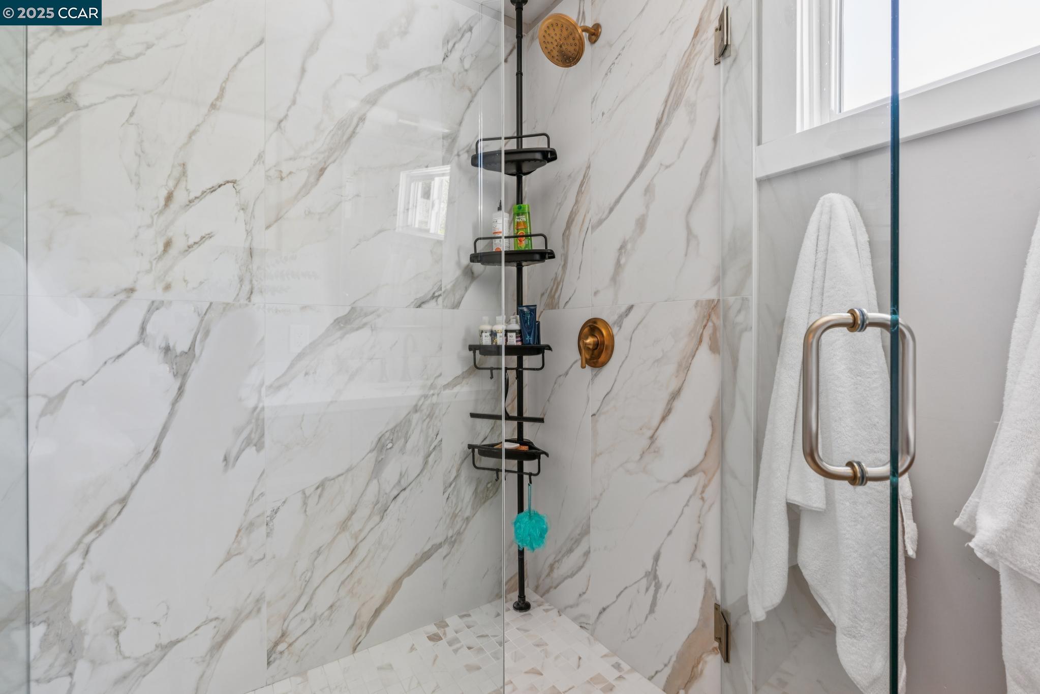 Detail Gallery Image 29 of 57 For 161 Maiden Lane, Danville,  CA 94526-1912 - 4 Beds | 3 Baths