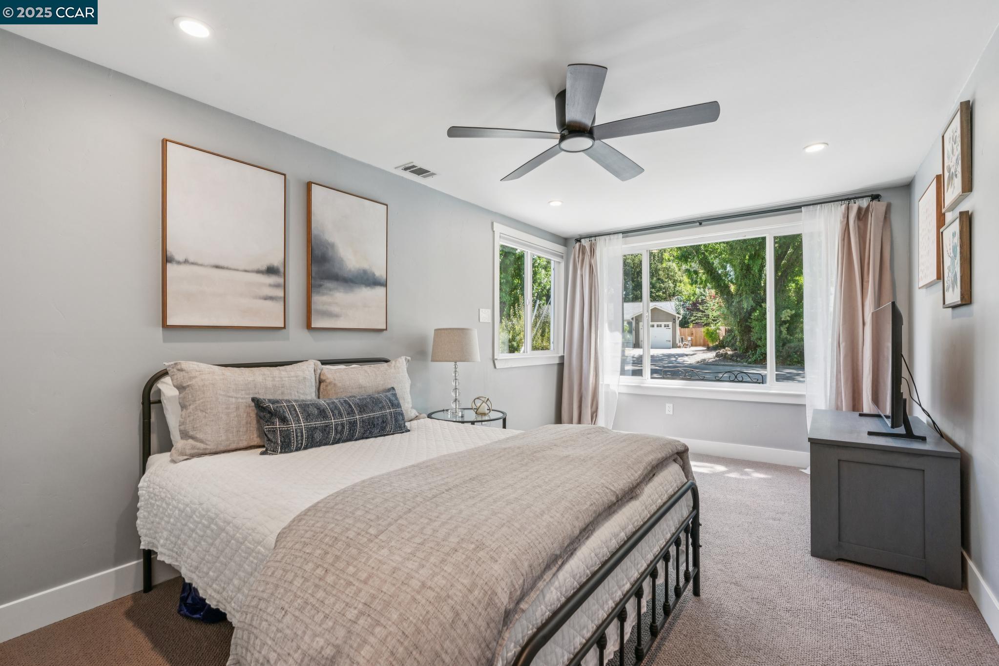 Detail Gallery Image 34 of 57 For 161 Maiden Lane, Danville,  CA 94526-1912 - 4 Beds | 3 Baths