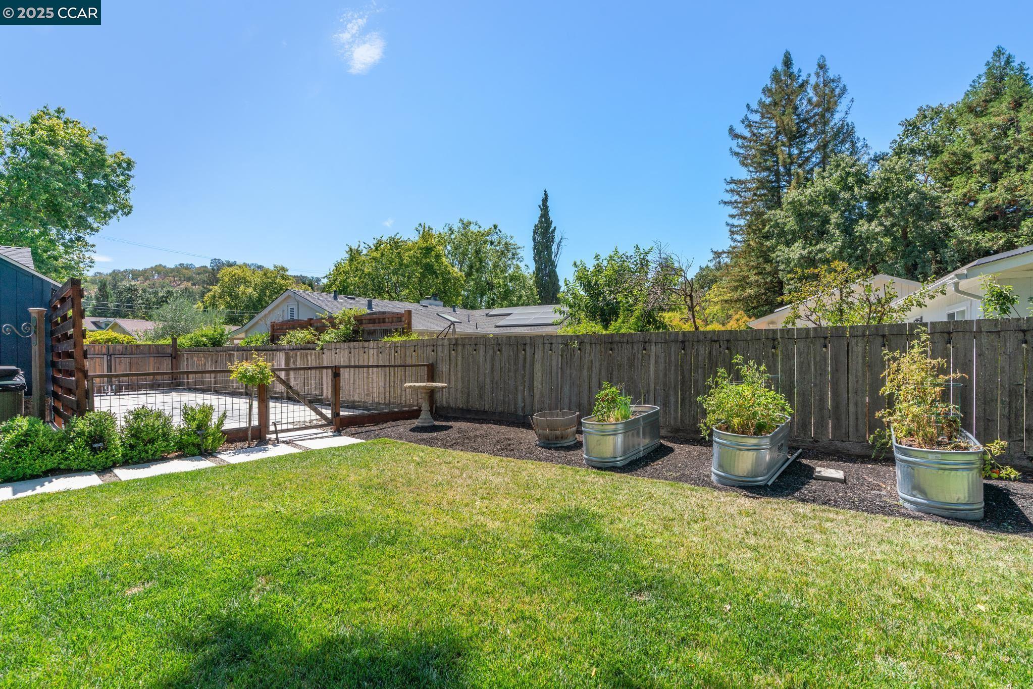 Detail Gallery Image 47 of 57 For 161 Maiden Lane, Danville,  CA 94526-1912 - 4 Beds | 3 Baths