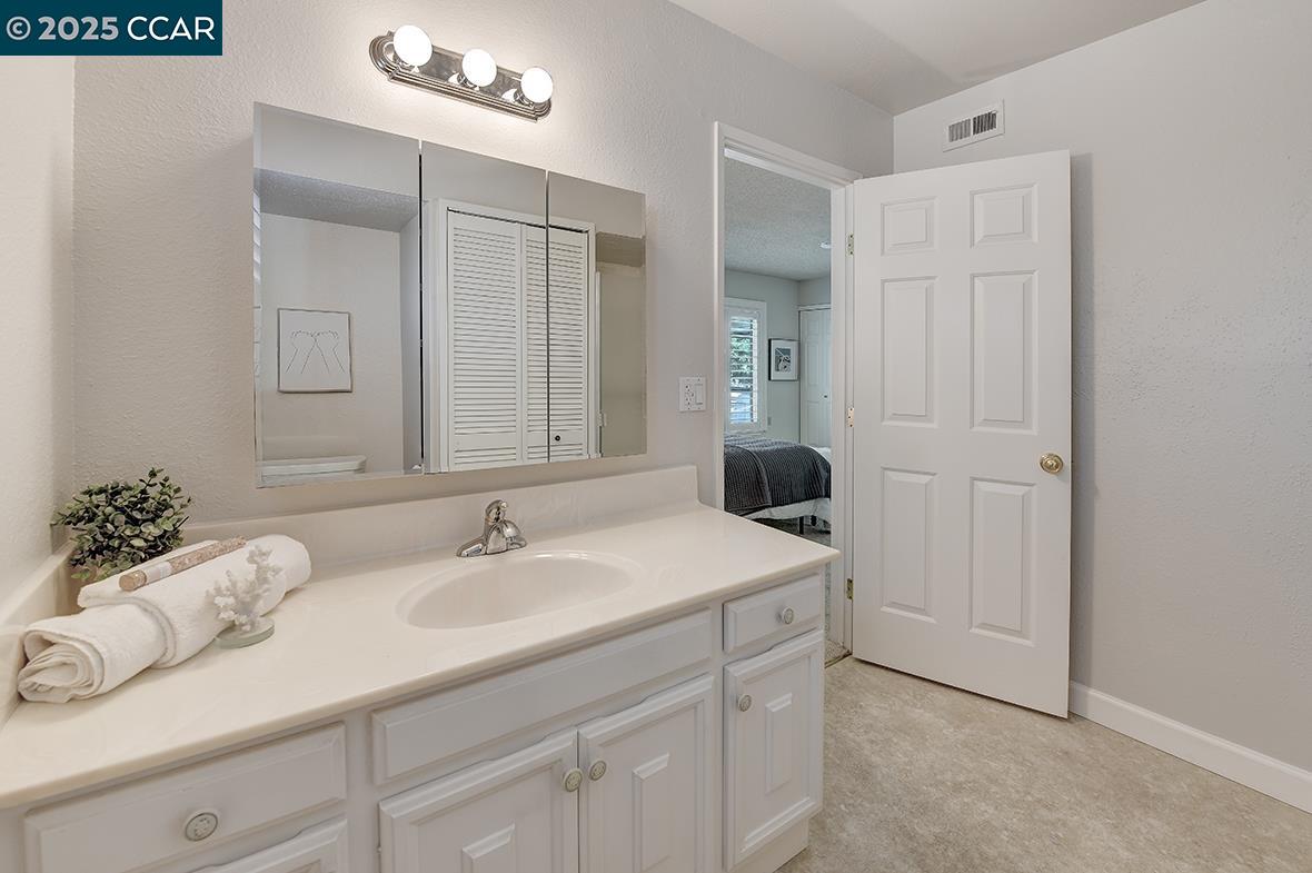 Photo #35: 41109519 Listing: Photo #35