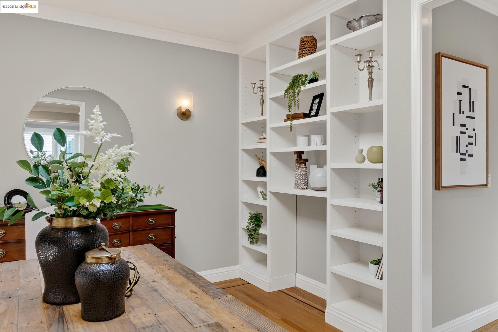 Detail Gallery Image 24 of 54 For 64 Schooner Hl, Oakland,  CA 94618 - 4 Beds | 3/1 Baths