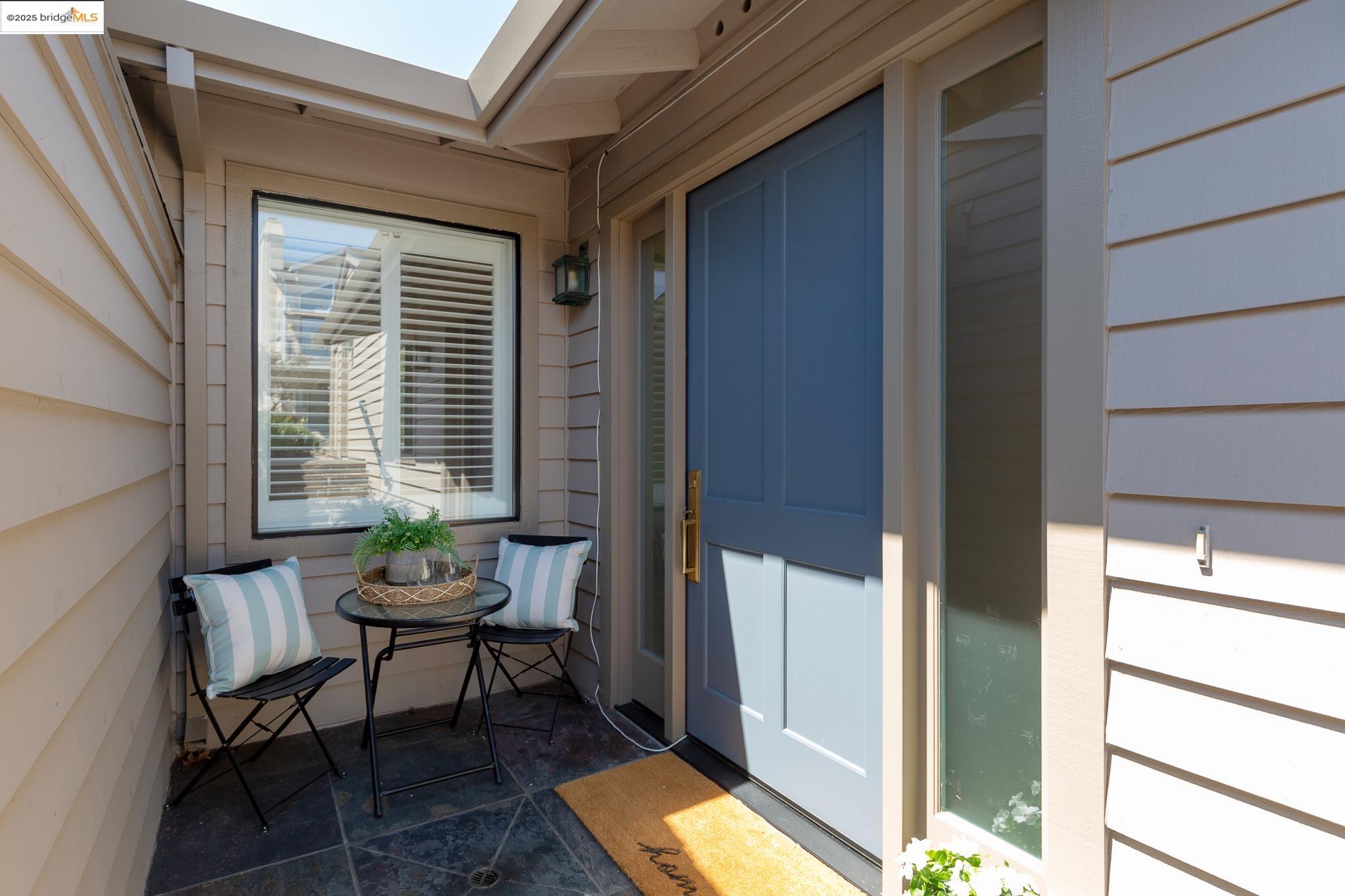 Detail Gallery Image 52 of 54 For 64 Schooner Hl, Oakland,  CA 94618 - 4 Beds | 3/1 Baths