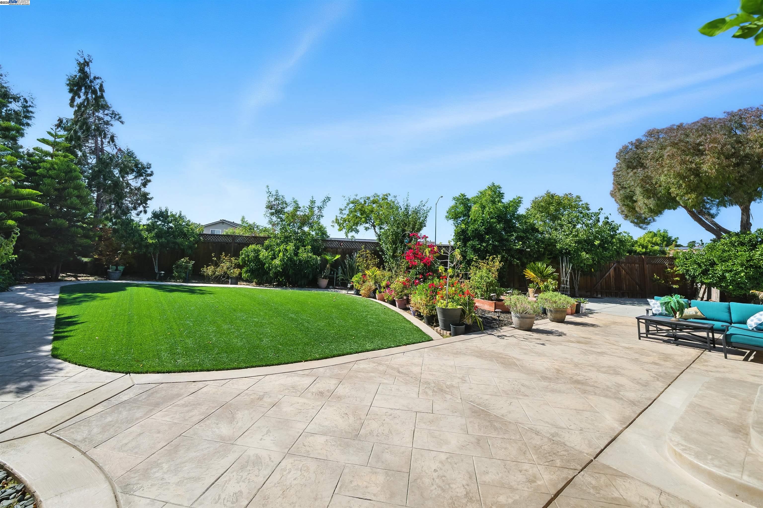 Detail Gallery Image 23 of 37 For 32302 Ruth Ct, Union City,  CA 94587 - 3 Beds | 2 Baths
