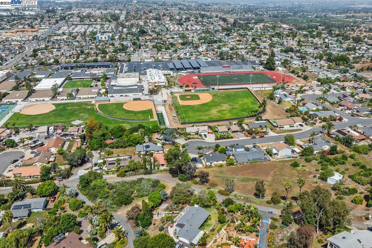 Detail Gallery Image 7 of 9 For 1649 San Luis Rey Ave, Vista,  CA 92084 - – Beds | – Baths