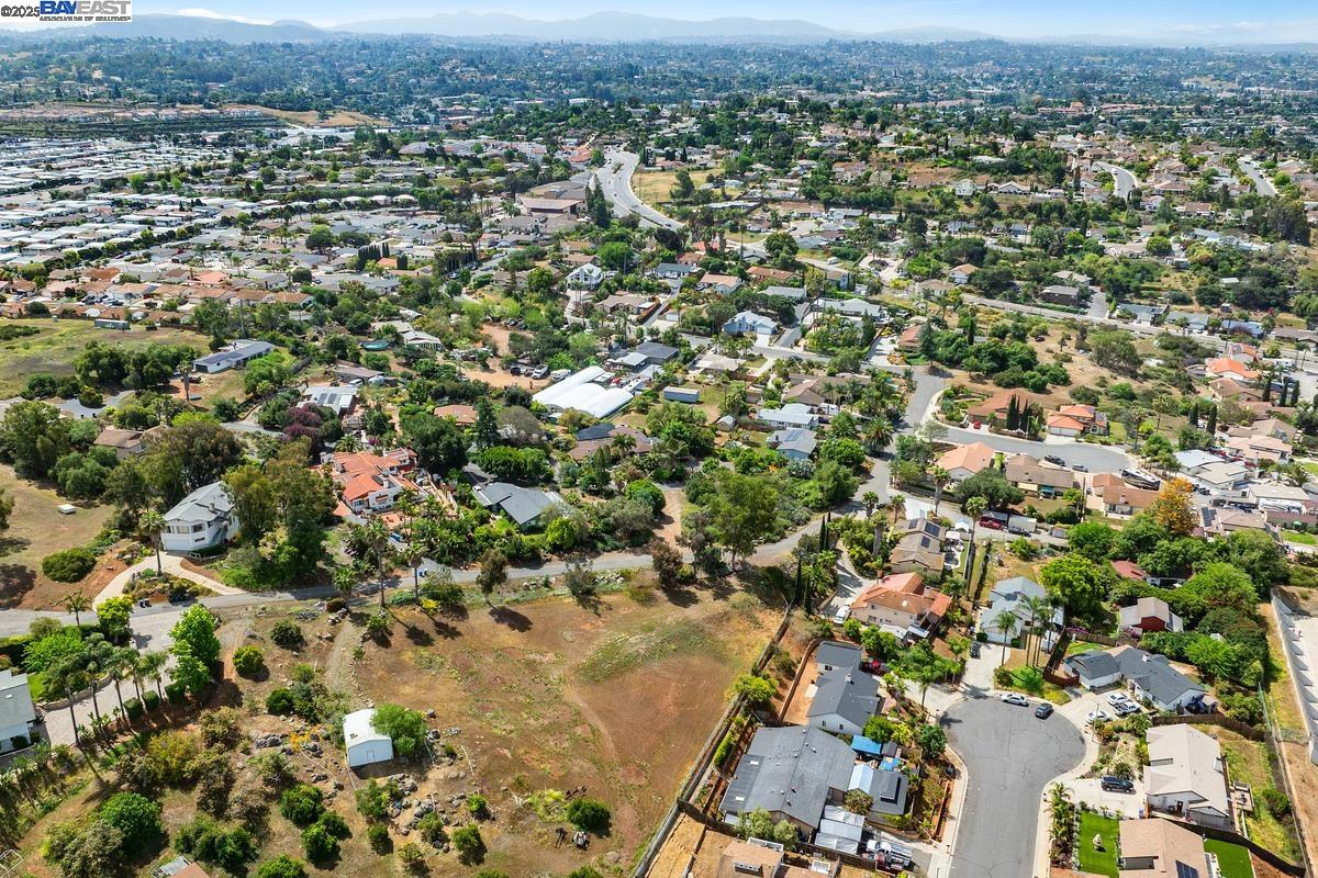 Detail Gallery Image 9 of 9 For 1649 San Luis Rey Ave, Vista,  CA 92084 - – Beds | – Baths