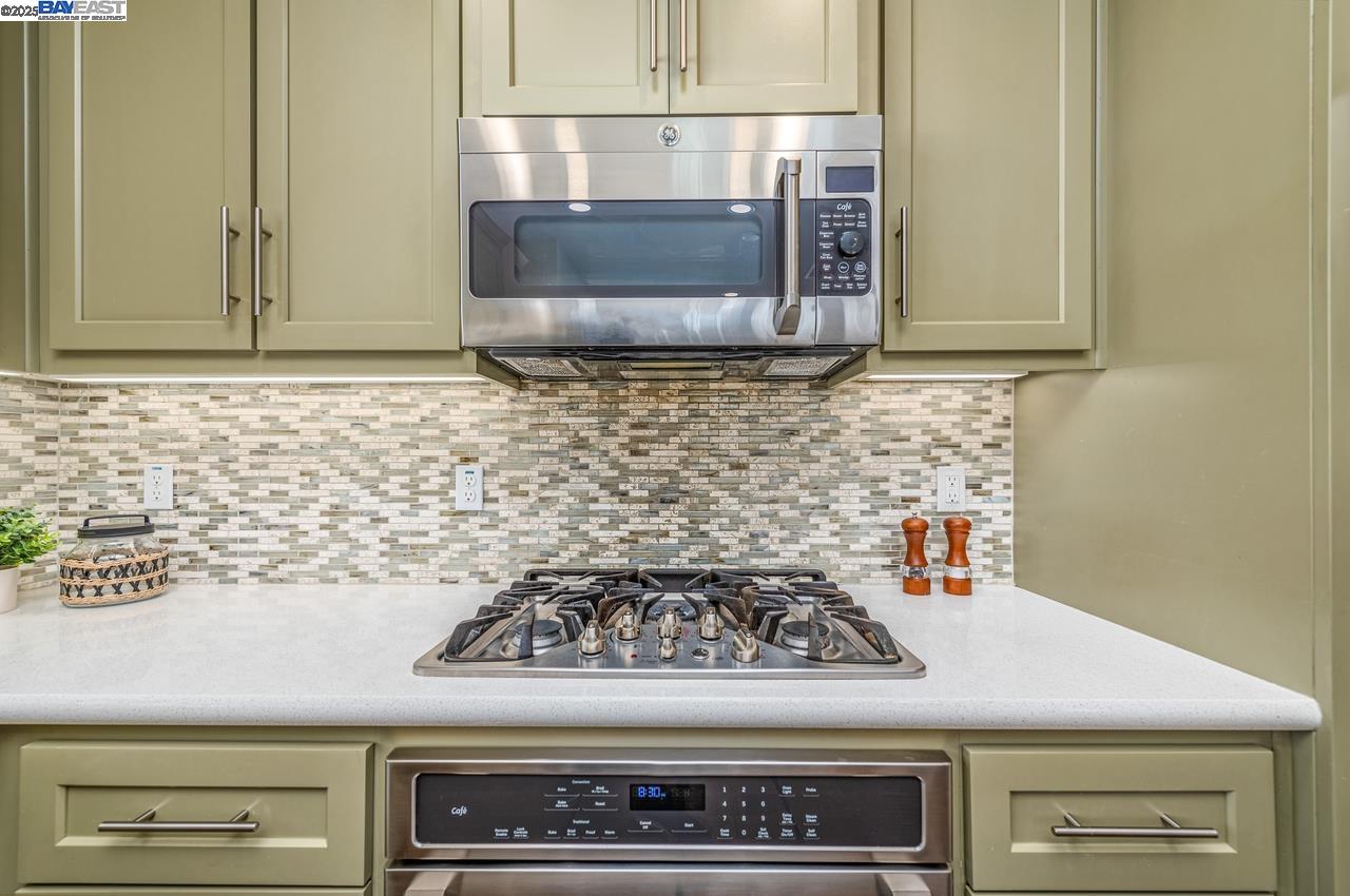 Detail Gallery Image 16 of 50 For 319 Basswood Cmn #15,  Livermore,  CA 94551 - 2 Beds | 2/1 Baths