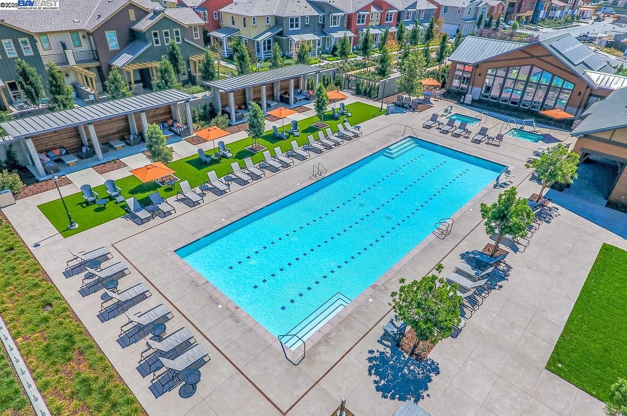 Detail Gallery Image 34 of 50 For 319 Basswood Cmn #15,  Livermore,  CA 94551 - 2 Beds | 2/1 Baths