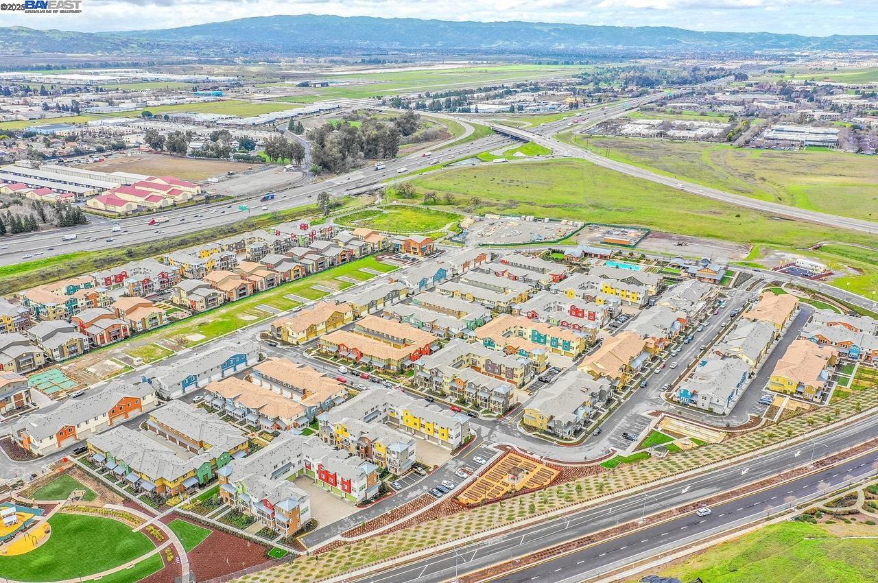 Detail Gallery Image 50 of 50 For 319 Basswood Cmn #15,  Livermore,  CA 94551 - 2 Beds | 2/1 Baths