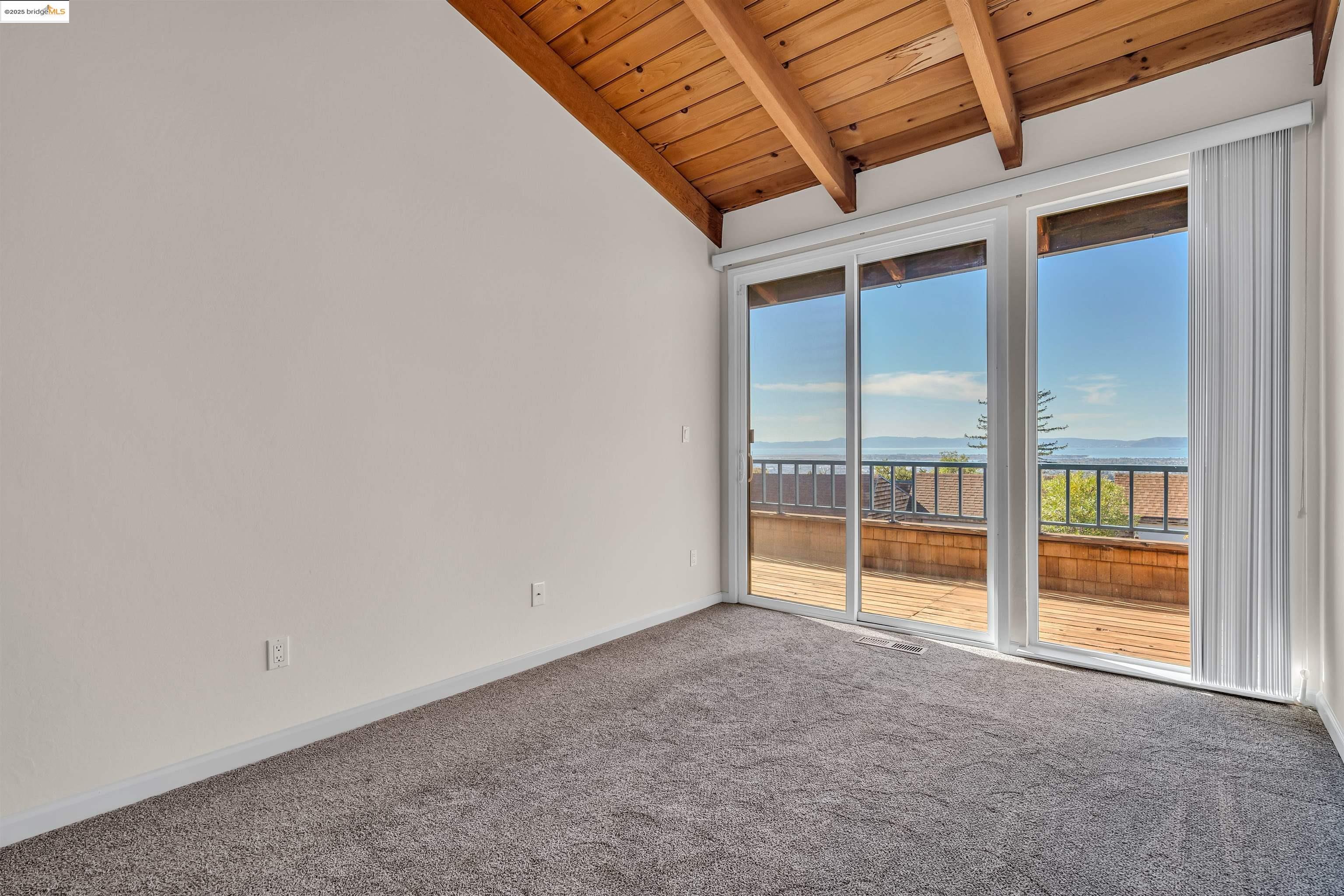Detail Gallery Image 38 of 59 For 57 Sereno Cir, Oakland,  CA 94619 - 2 Beds | 2 Baths