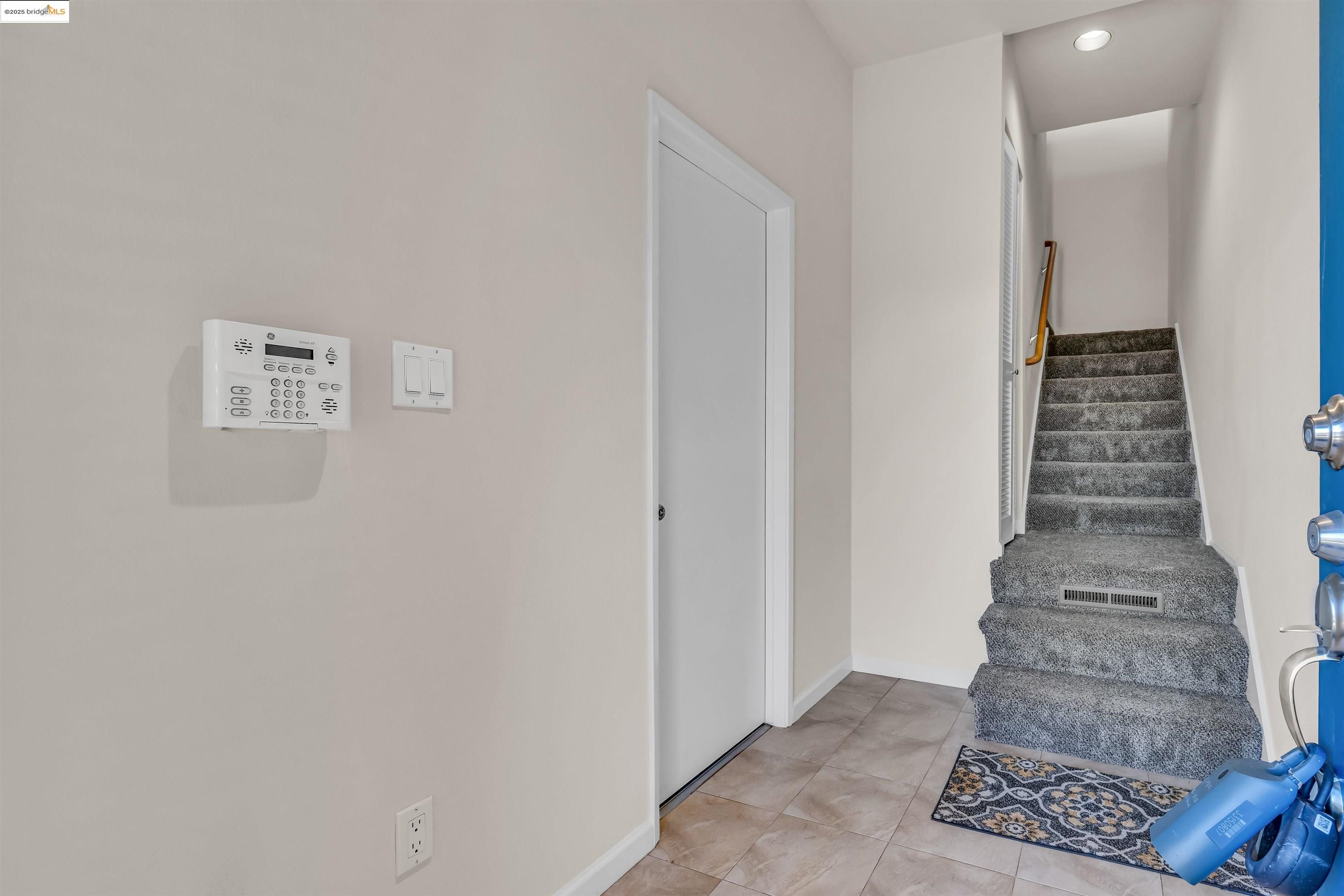 Detail Gallery Image 47 of 59 For 57 Sereno Cir, Oakland,  CA 94619 - 2 Beds | 2 Baths