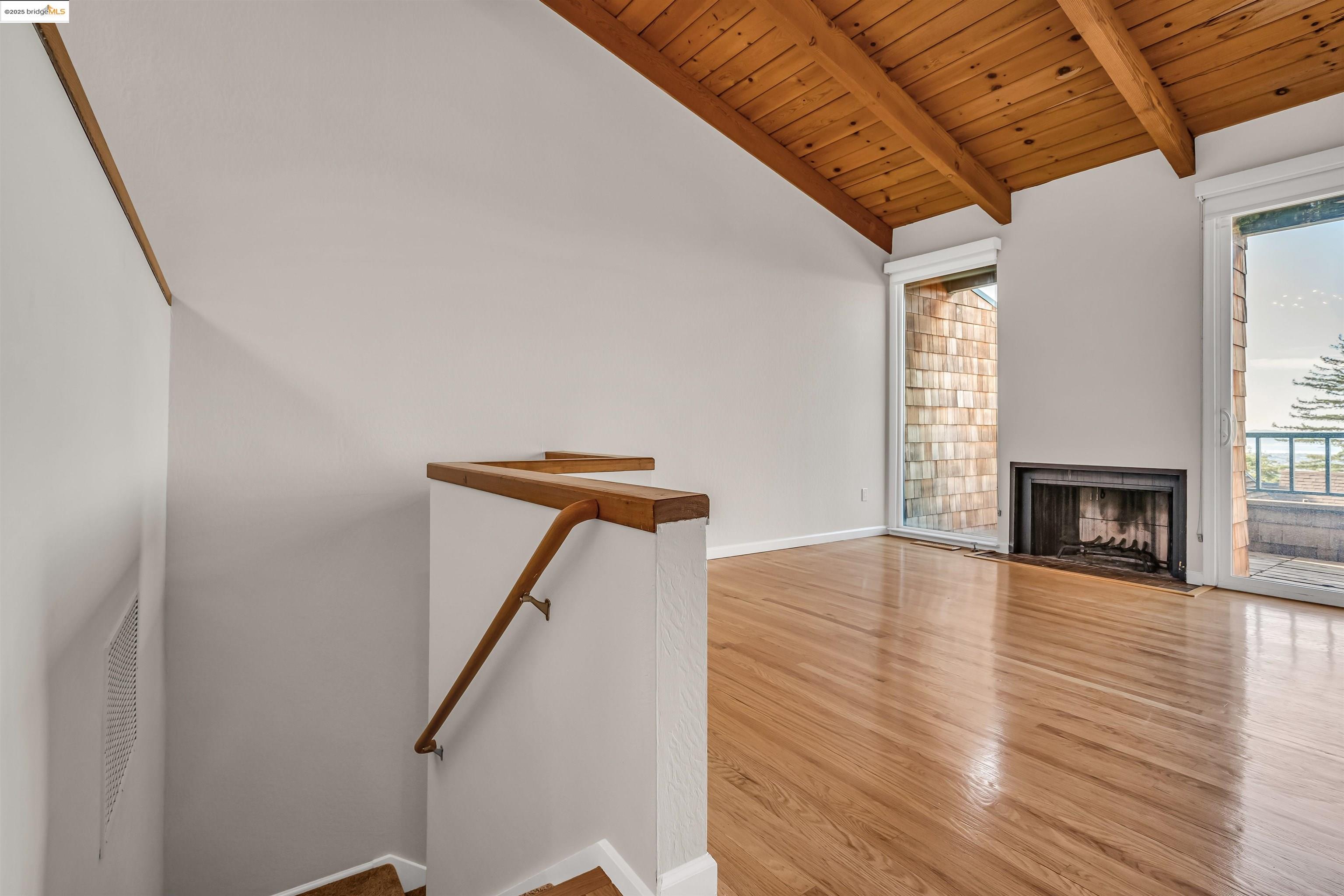 Detail Gallery Image 48 of 59 For 57 Sereno Cir, Oakland,  CA 94619 - 2 Beds | 2 Baths