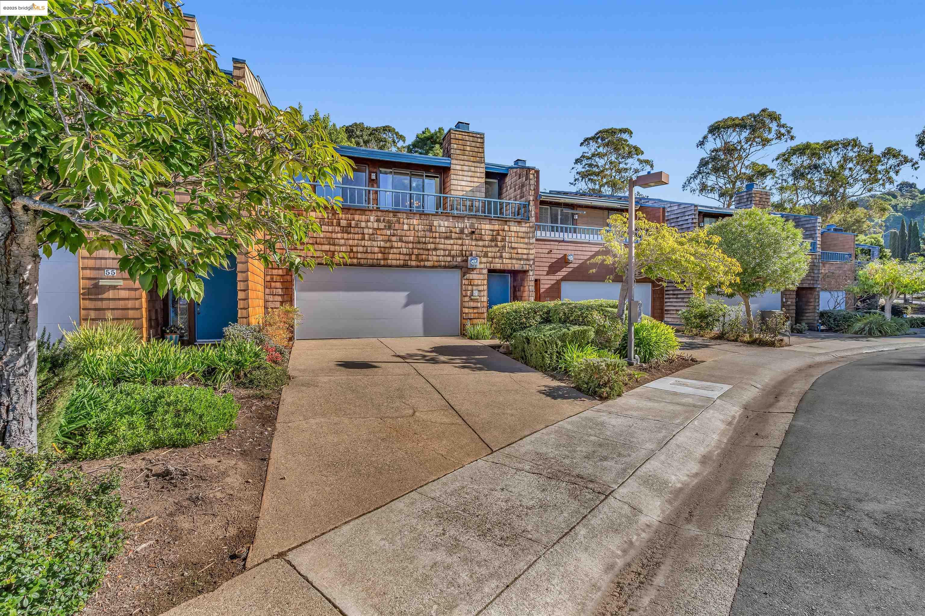 Detail Gallery Image 49 of 59 For 57 Sereno Cir, Oakland,  CA 94619 - 2 Beds | 2 Baths