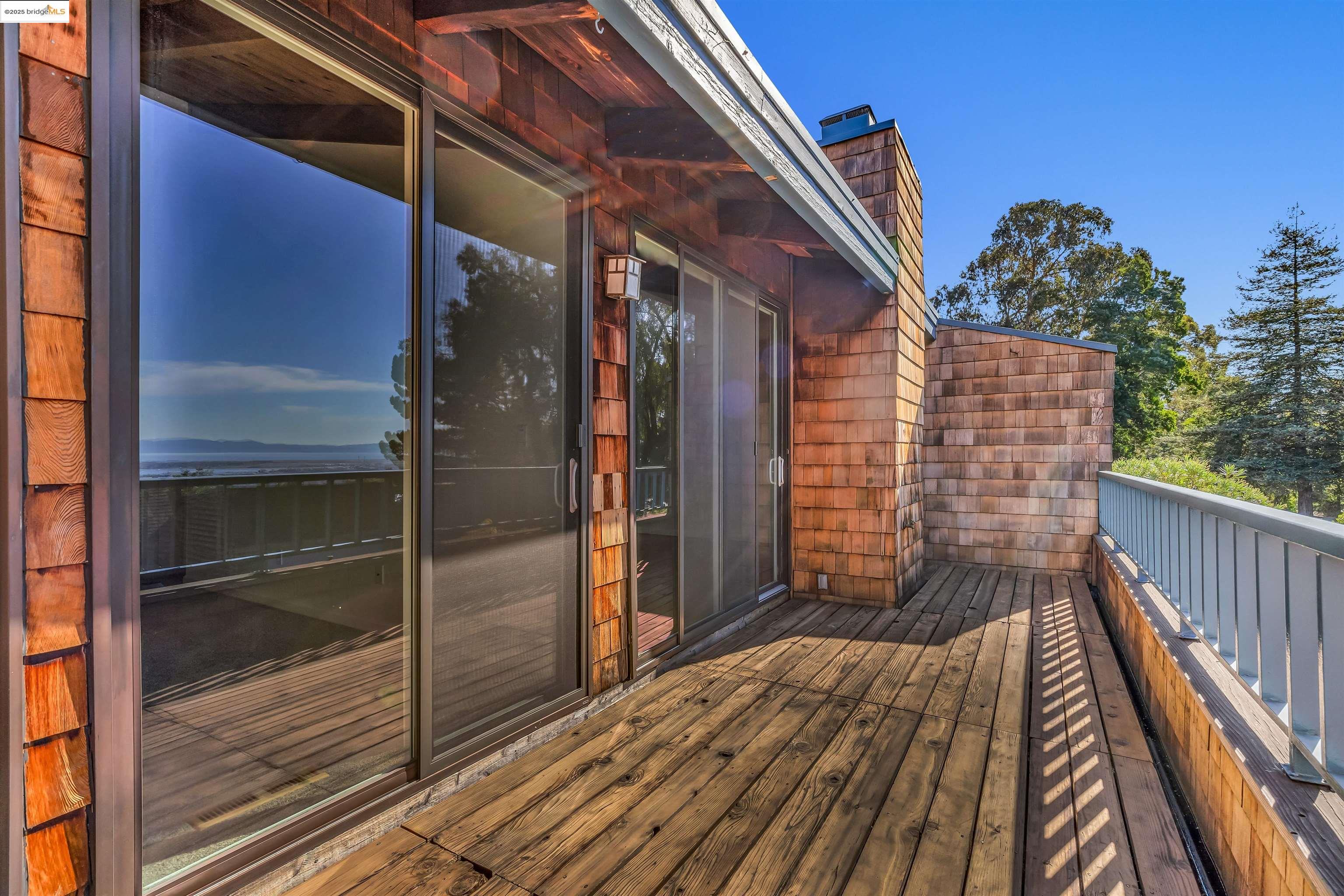 Detail Gallery Image 52 of 59 For 57 Sereno Cir, Oakland,  CA 94619 - 2 Beds | 2 Baths