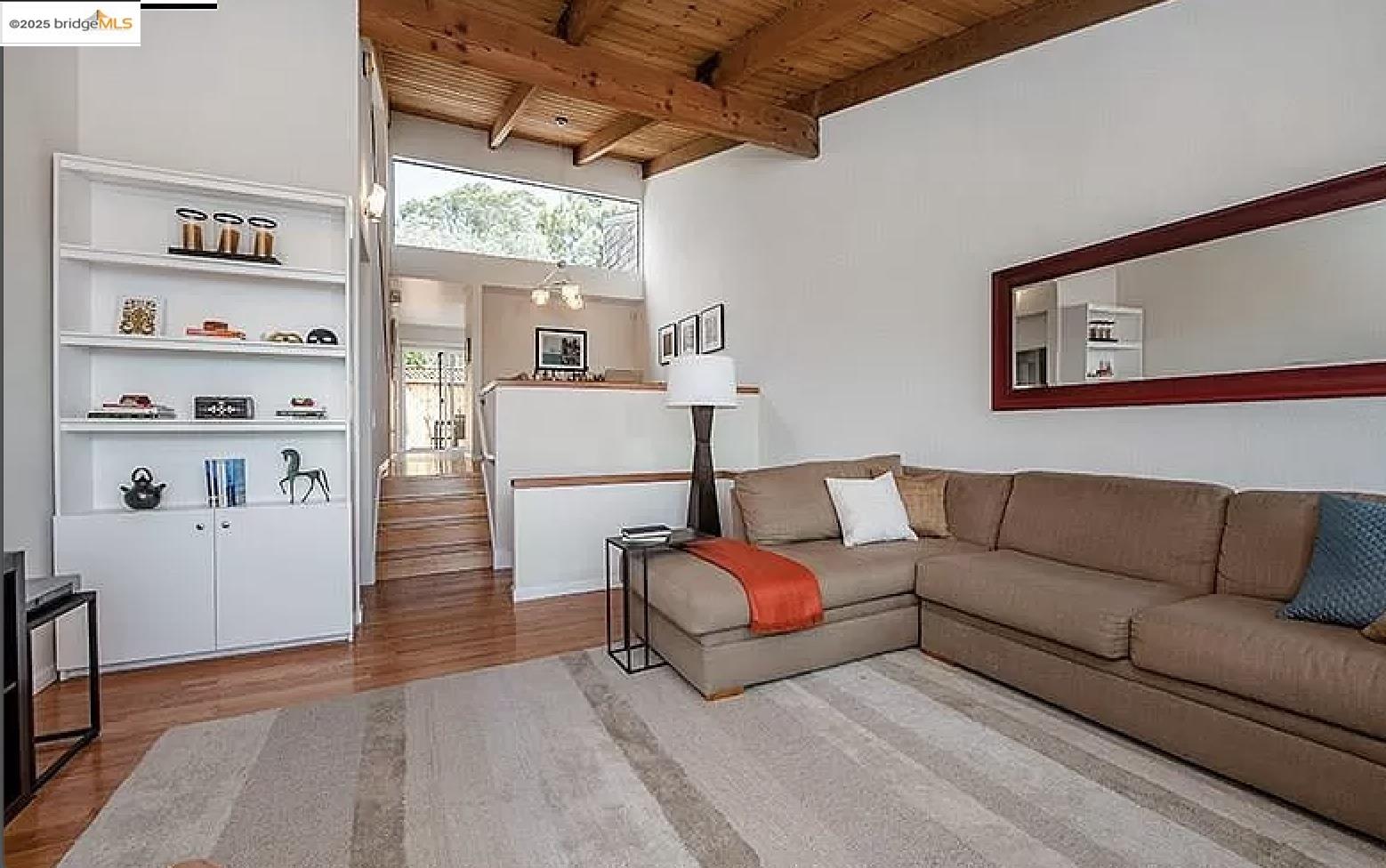 Detail Gallery Image 8 of 59 For 57 Sereno Cir, Oakland,  CA 94619 - 2 Beds | 2 Baths