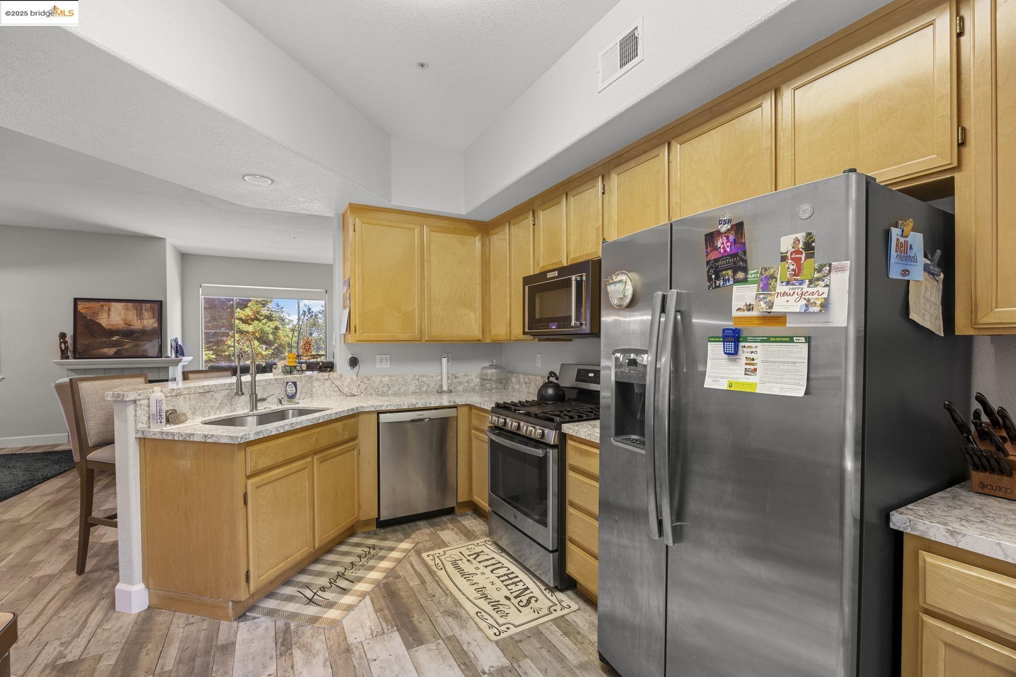 Detail Gallery Image 17 of 33 For 2151 Brandywine Pl, Hayward,  CA 94542-1145 - 3 Beds | 2/1 Baths