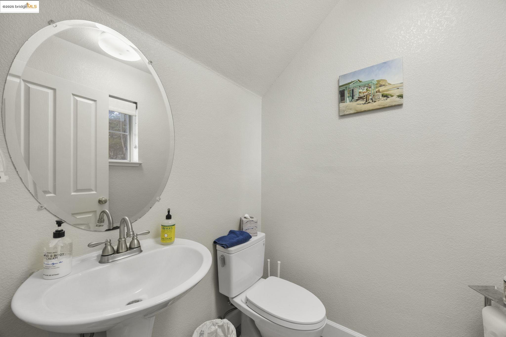 Detail Gallery Image 8 of 33 For 2151 Brandywine Pl, Hayward,  CA 94542-1145 - 3 Beds | 2/1 Baths