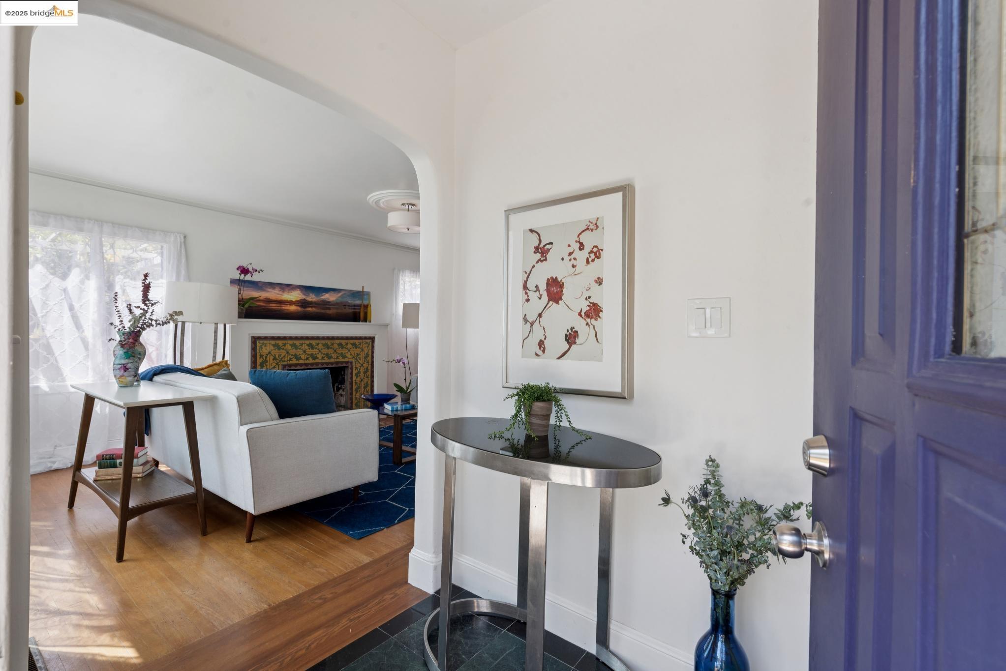 Detail Gallery Image 3 of 28 For 2721 Best Ave., Oakland,  CA 94619 - 2 Beds | 1 Baths