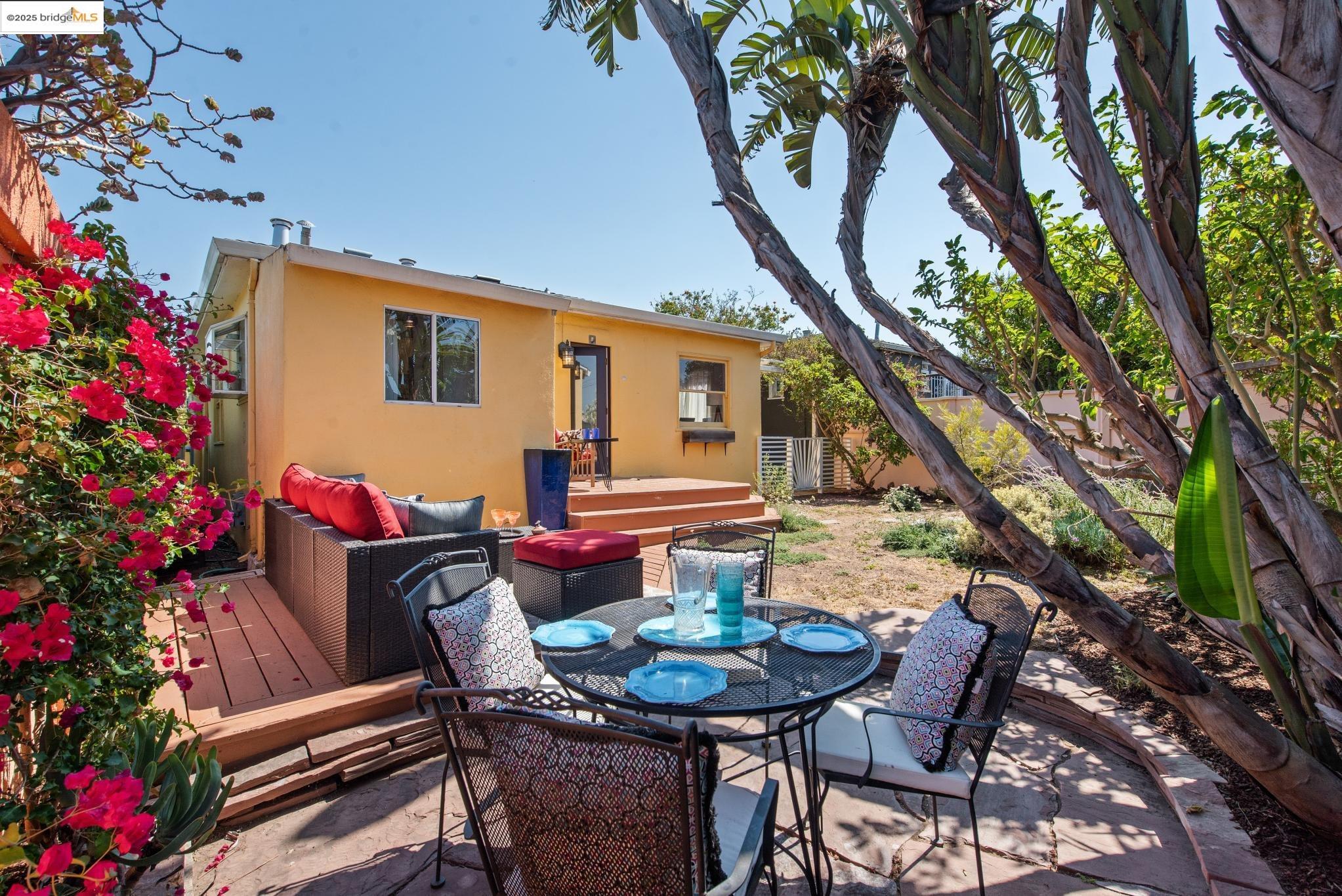 Detail Gallery Image 23 of 28 For 2721 Best Ave., Oakland,  CA 94619 - 2 Beds | 1 Baths
