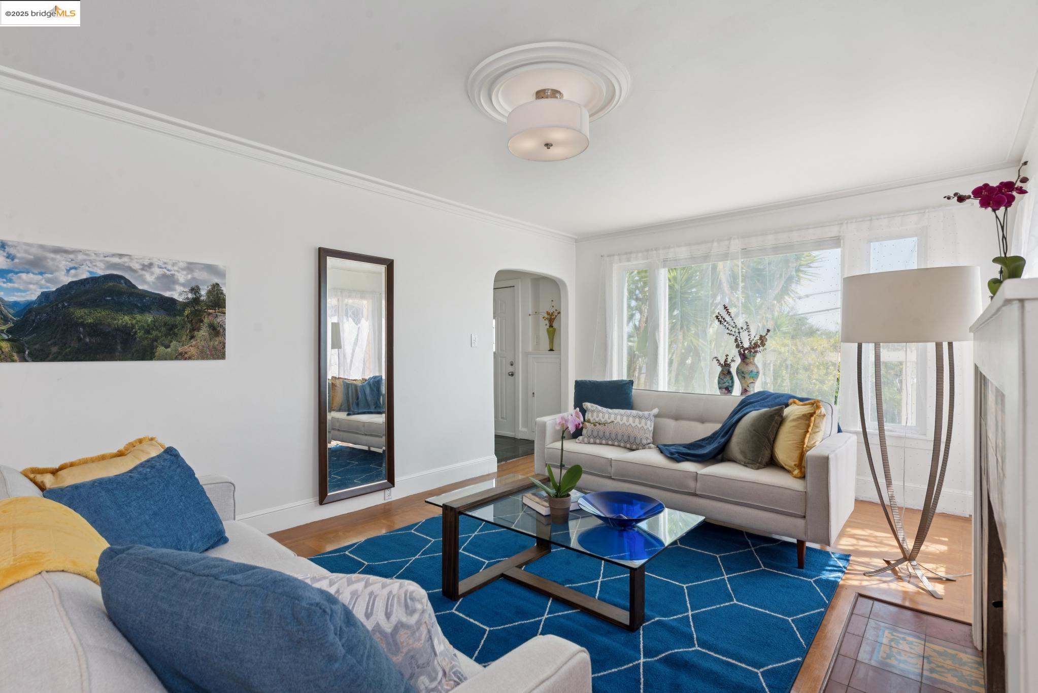 Detail Gallery Image 4 of 28 For 2721 Best Ave., Oakland,  CA 94619 - 2 Beds | 1 Baths