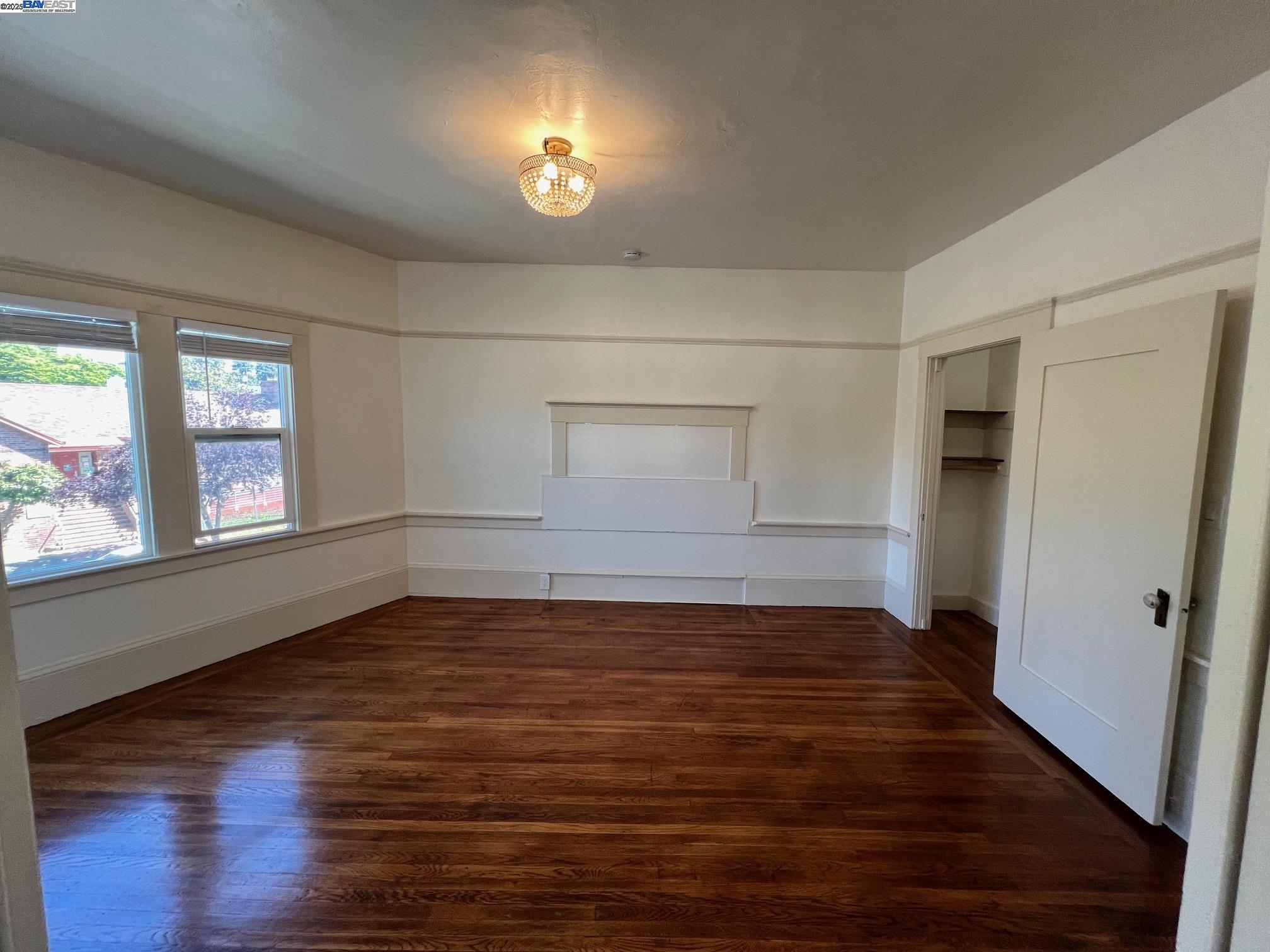 Detail Gallery Image 5 of 20 For Park Blvd #1,  Oakland,  CA 94606 - 1 Beds | 1 Baths