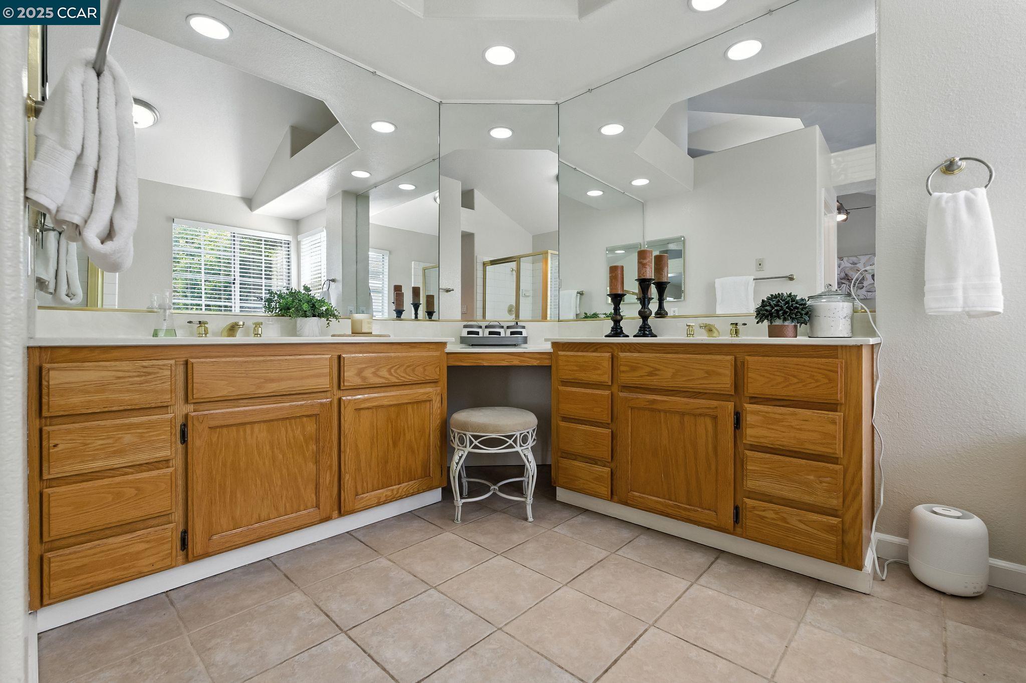 Detail Gallery Image 15 of 32 For 89 Amberfield Ln, Danville,  CA 94506 - 3 Beds | 2/1 Baths