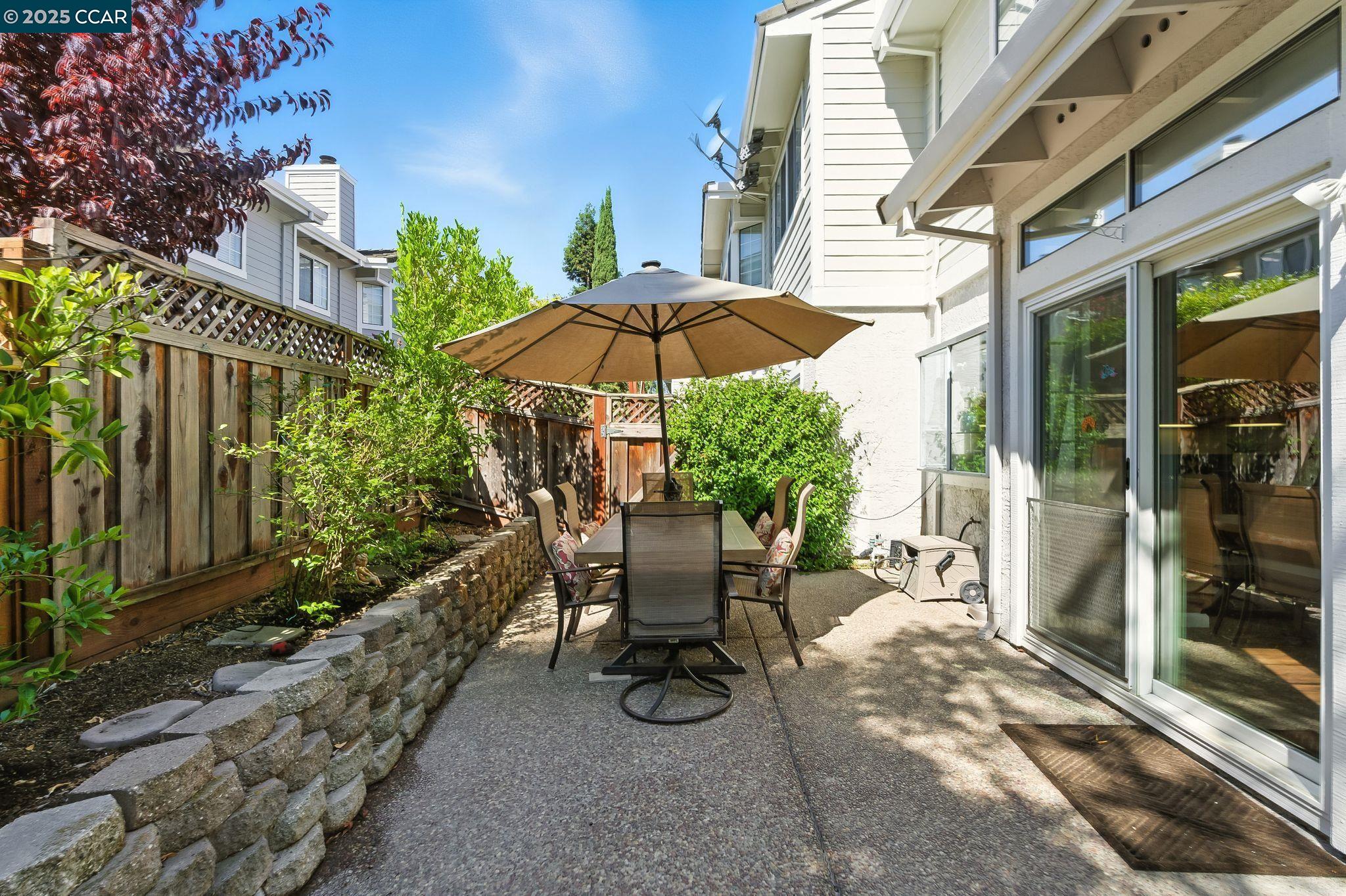 Detail Gallery Image 25 of 32 For 89 Amberfield Ln, Danville,  CA 94506 - 3 Beds | 2/1 Baths