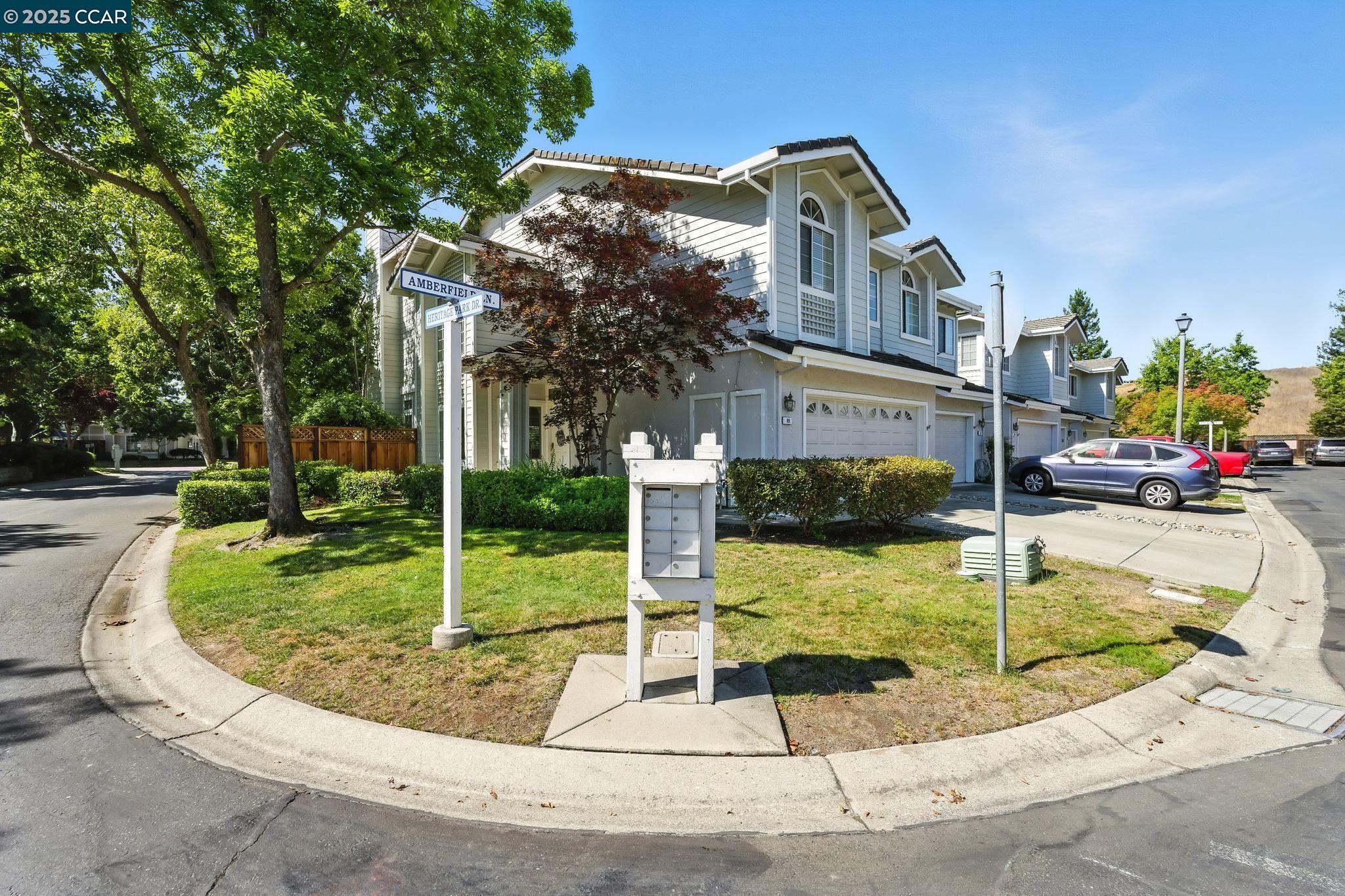 Detail Gallery Image 8 of 32 For 89 Amberfield Ln, Danville,  CA 94506 - 3 Beds | 2/1 Baths