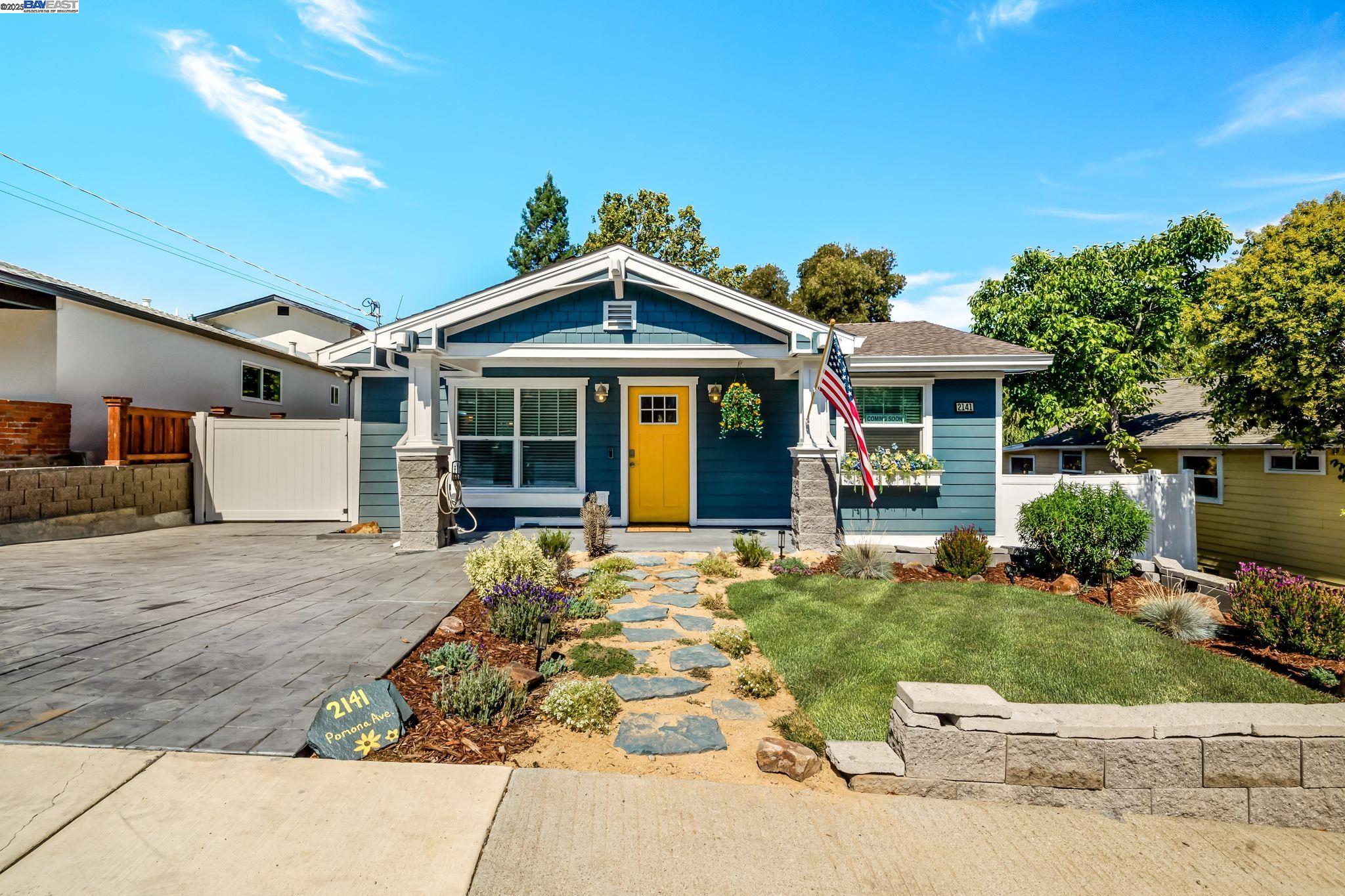 Detail Gallery Image 1 of 48 For 2141 Pomona, Martinez,  CA 94553 - 3 Beds | 2 Baths