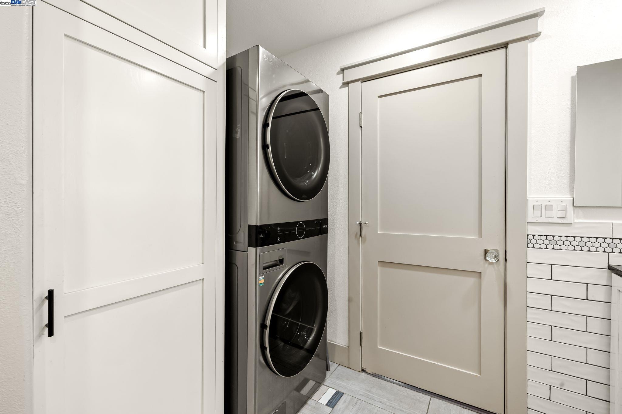 Detail Gallery Image 15 of 48 For 2141 Pomona, Martinez,  CA 94553 - 3 Beds | 2 Baths