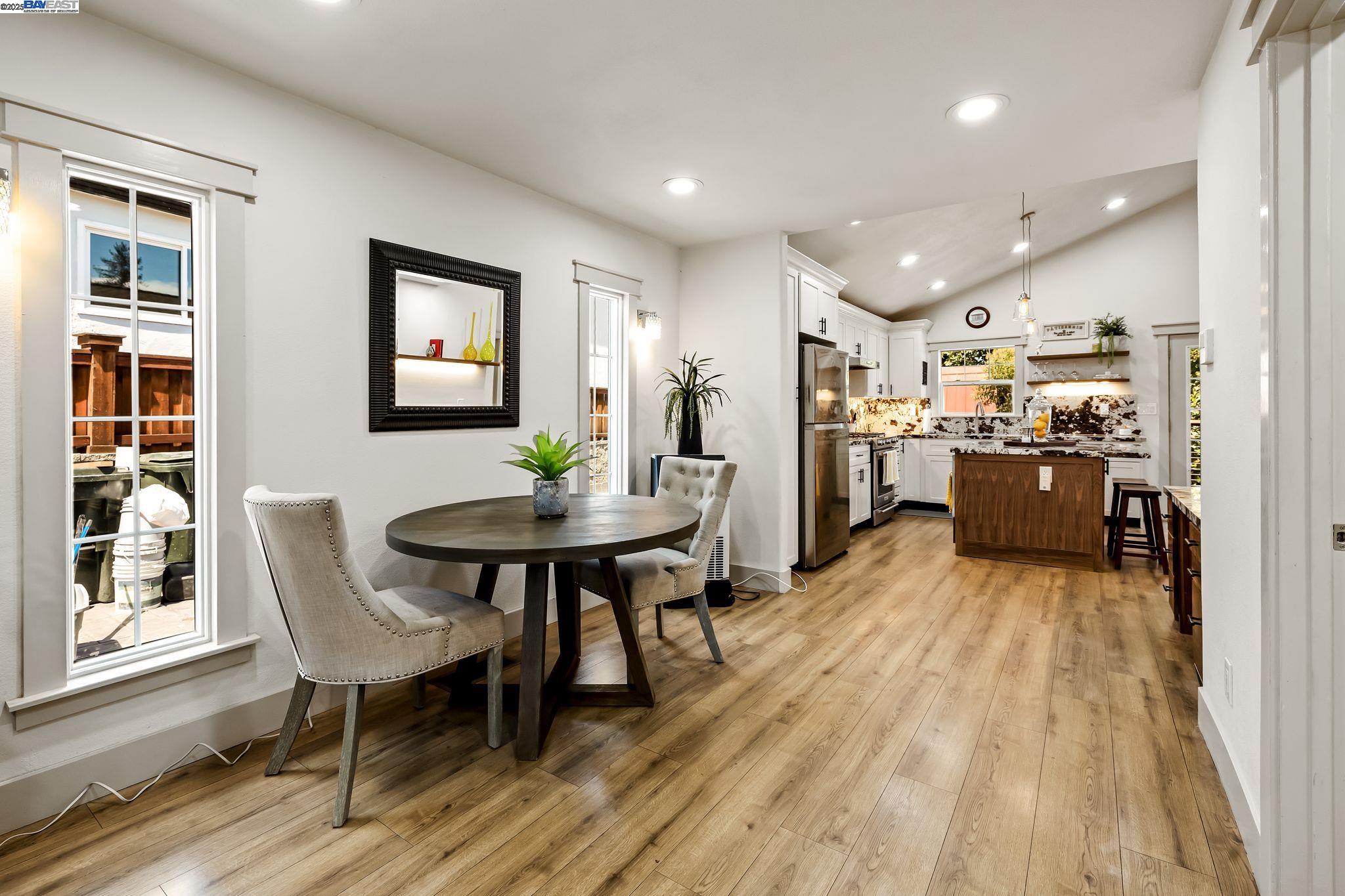 Detail Gallery Image 18 of 48 For 2141 Pomona, Martinez,  CA 94553 - 3 Beds | 2 Baths