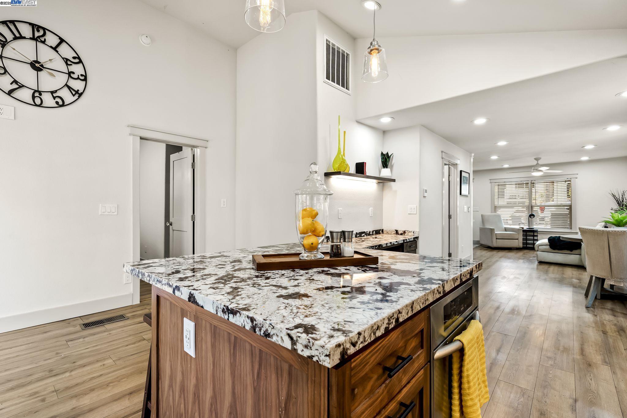 Detail Gallery Image 20 of 48 For 2141 Pomona, Martinez,  CA 94553 - 3 Beds | 2 Baths