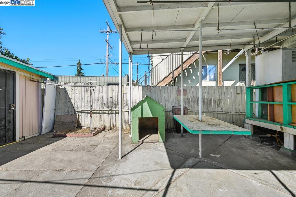 Detail Gallery Image 33 of 37 For 3229 Star Ave, Oakland,  CA 94619 - 1 Beds | 1 Baths