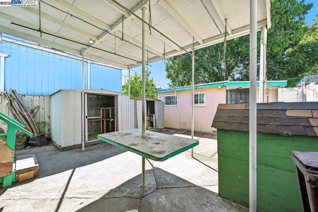 Detail Gallery Image 36 of 37 For 3229 Star Ave, Oakland,  CA 94619 - 1 Beds | 1 Baths
