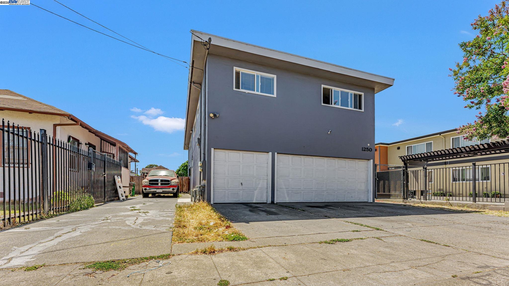 Detail Gallery Image 2 of 50 For 1250 95th Ave, Oakland,  CA 94603 - – Beds | – Baths