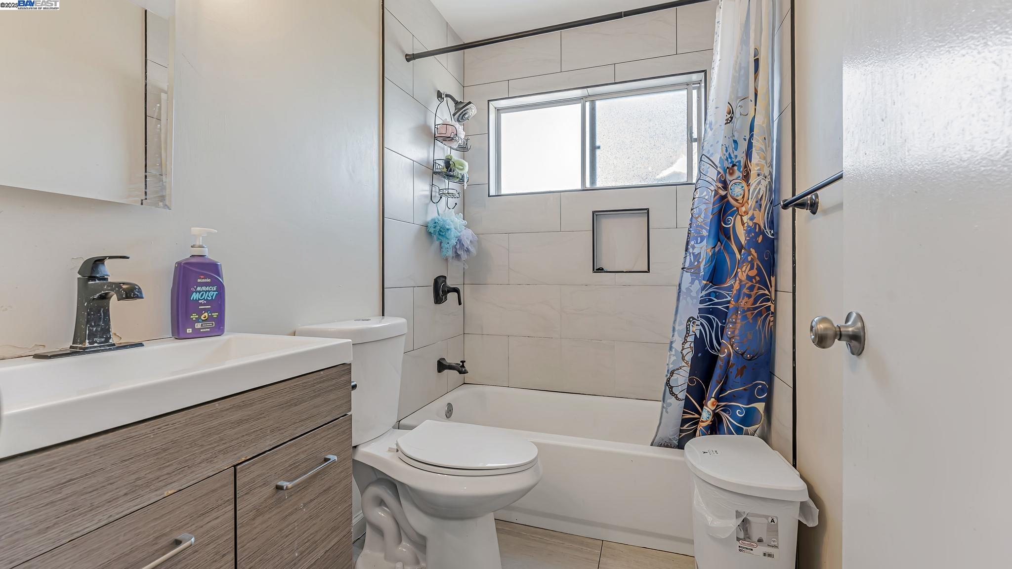 Detail Gallery Image 11 of 50 For 1250 95th Ave, Oakland,  CA 94603 - – Beds | – Baths