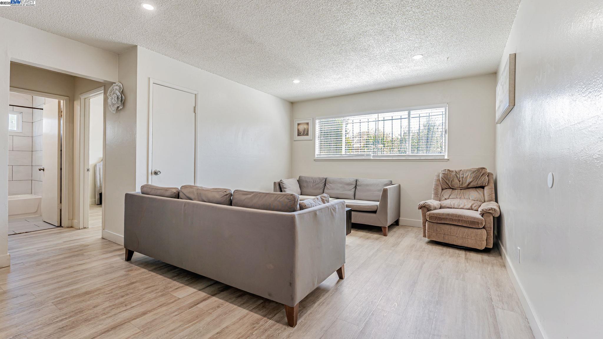 Detail Gallery Image 19 of 50 For 1250 95th Ave, Oakland,  CA 94603 - – Beds | – Baths