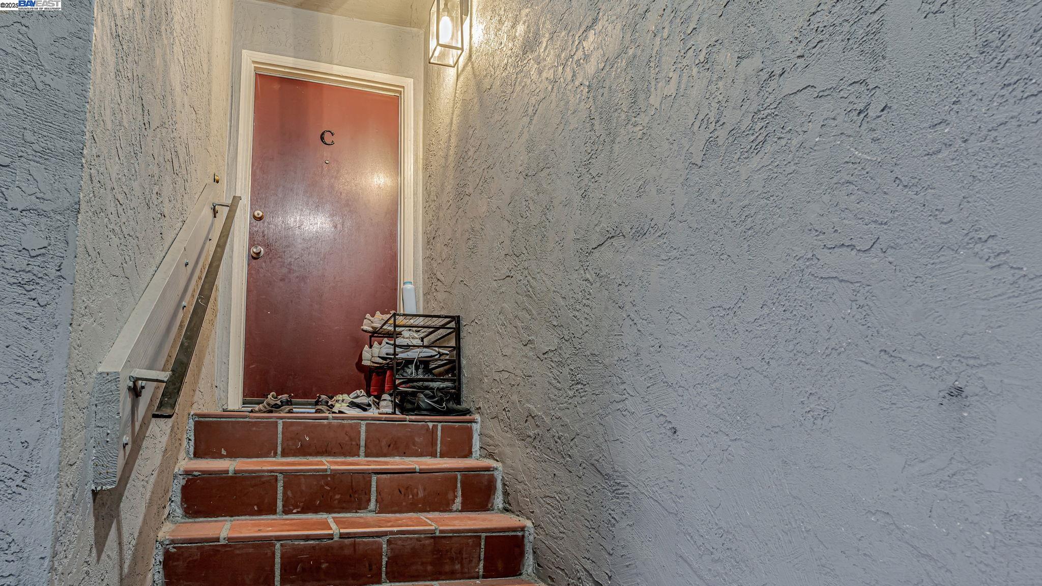 Detail Gallery Image 5 of 50 For 1250 95th Ave, Oakland,  CA 94603 - – Beds | – Baths