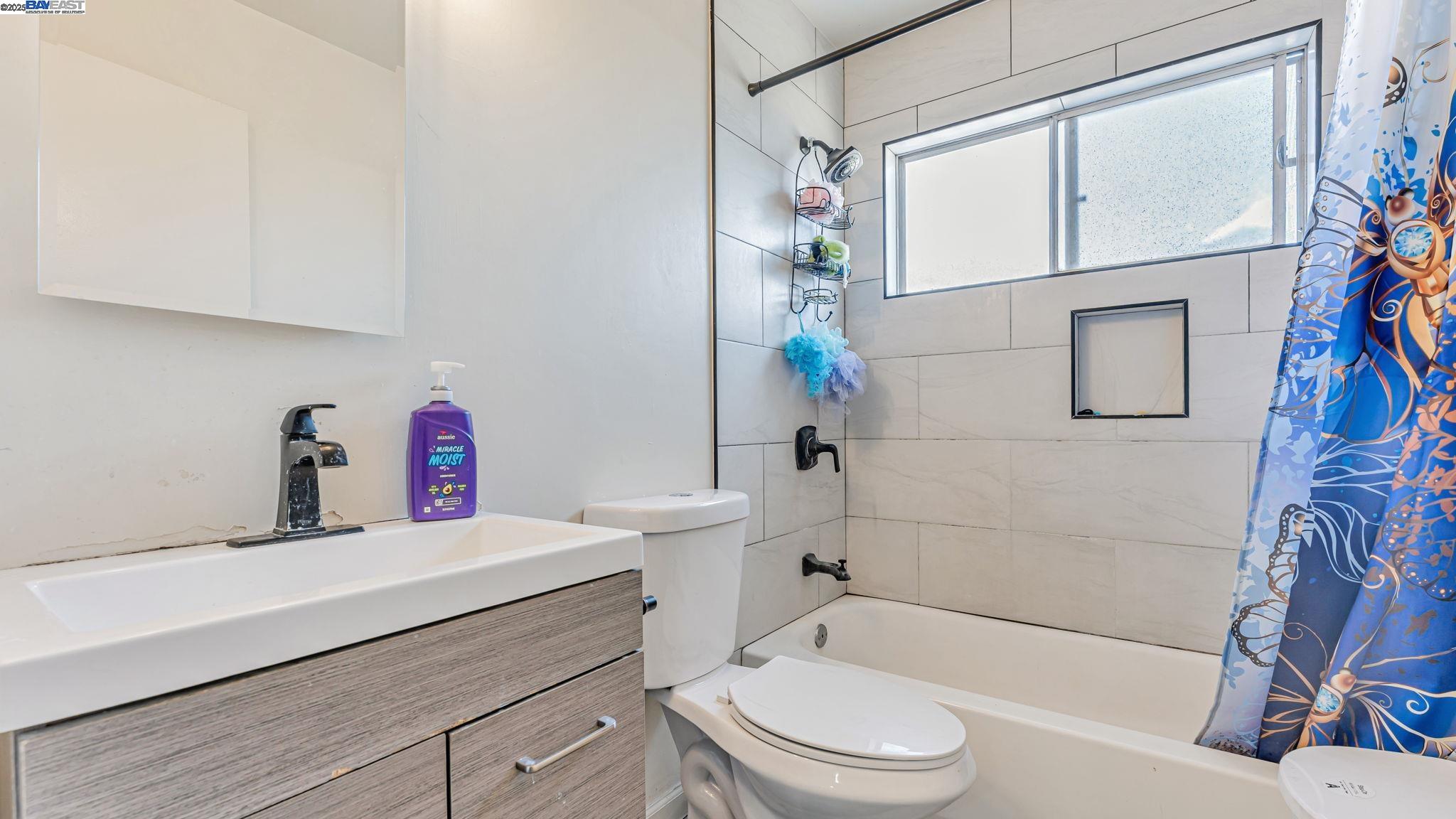 Detail Gallery Image 41 of 50 For 1250 95th Ave, Oakland,  CA 94603 - – Beds | – Baths