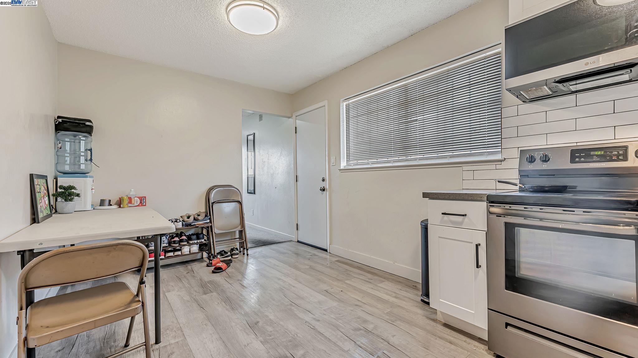 Detail Gallery Image 9 of 50 For 1250 95th Ave, Oakland,  CA 94603 - – Beds | – Baths