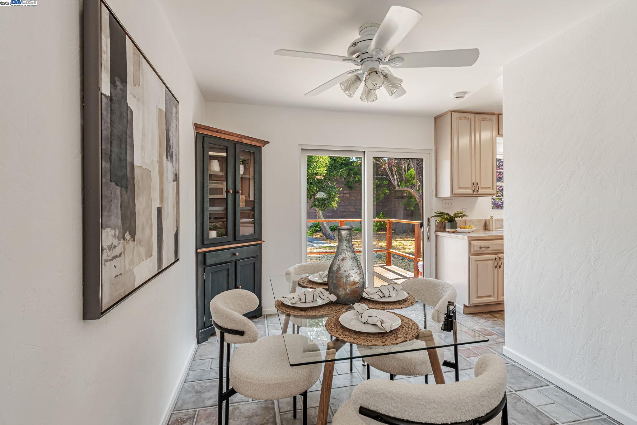 Detail Gallery Image 11 of 29 For 1456 Timothy, San Leandro,  CA 94577-2326 - 3 Beds | 1 Baths