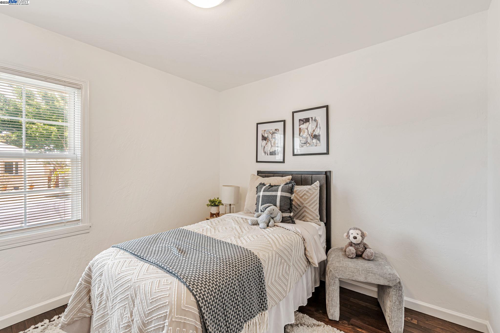 Detail Gallery Image 15 of 29 For 1456 Timothy, San Leandro,  CA 94577-2326 - 3 Beds | 1 Baths