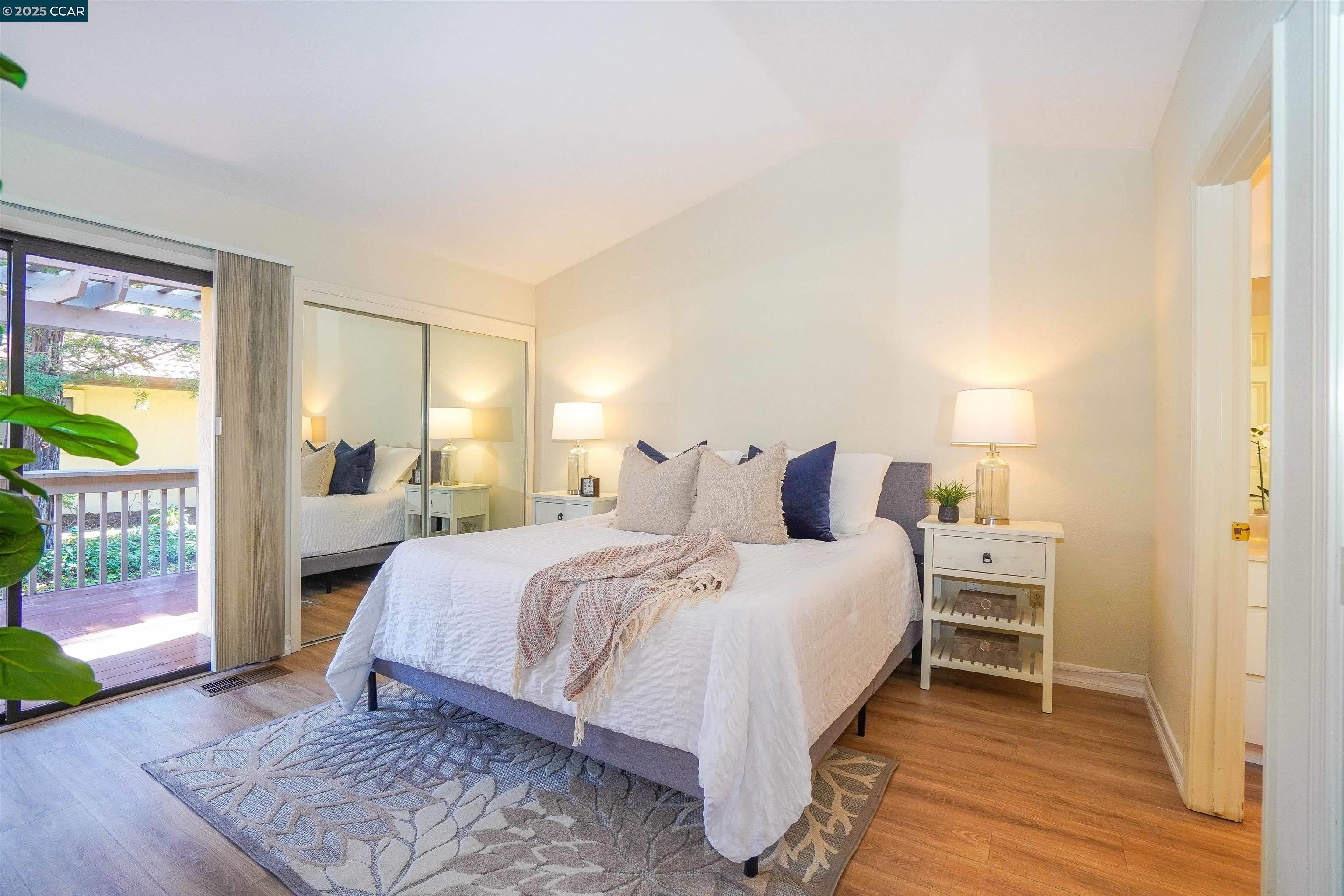 Detail Gallery Image 16 of 26 For 11 Fountain Grove Cir, Napa,  CA 94558 - 2 Beds | 2 Baths