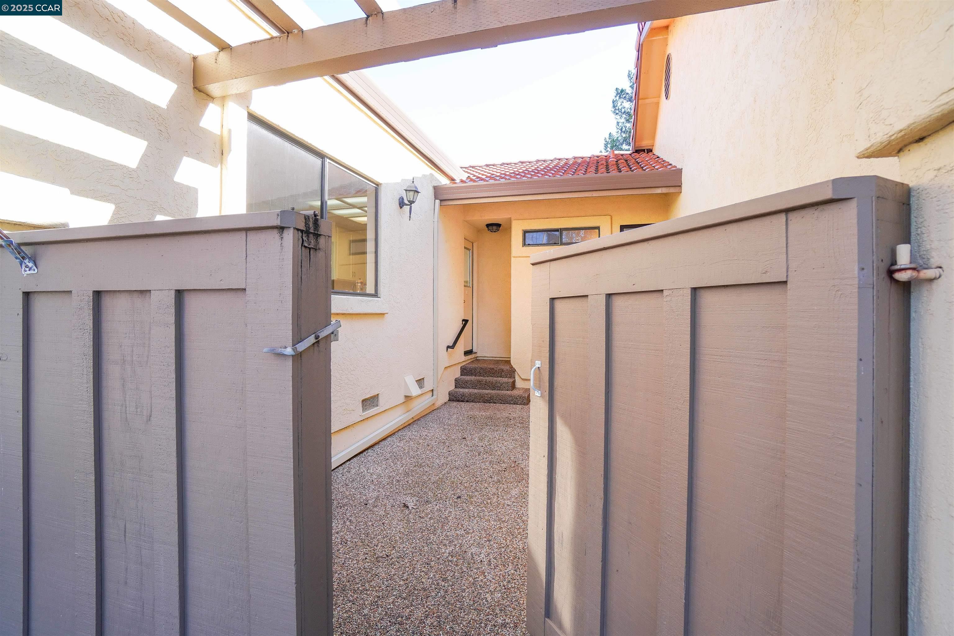 Detail Gallery Image 22 of 26 For 11 Fountain Grove Cir, Napa,  CA 94558 - 2 Beds | 2 Baths