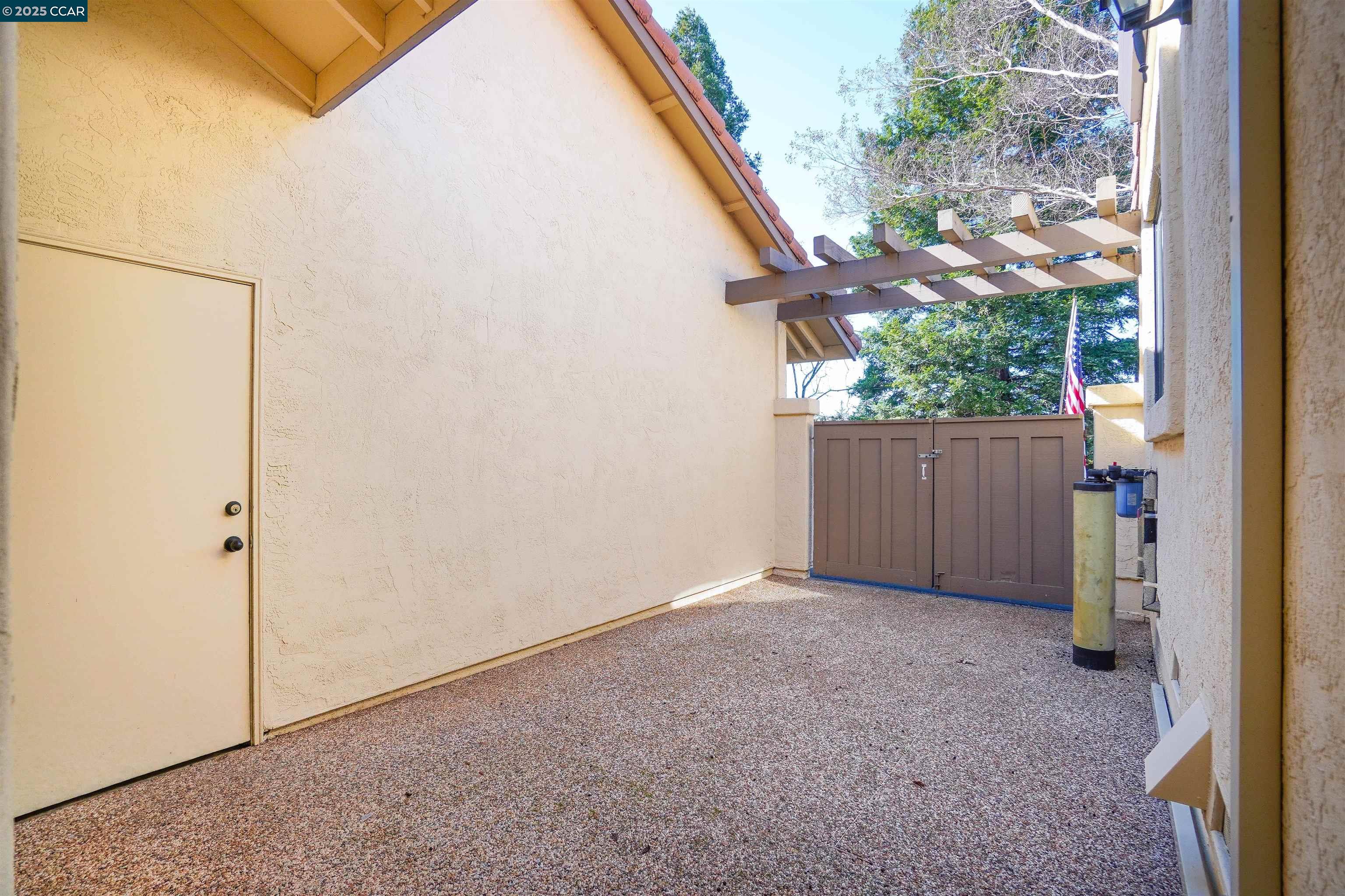 Detail Gallery Image 24 of 26 For 11 Fountain Grove Cir, Napa,  CA 94558 - 2 Beds | 2 Baths